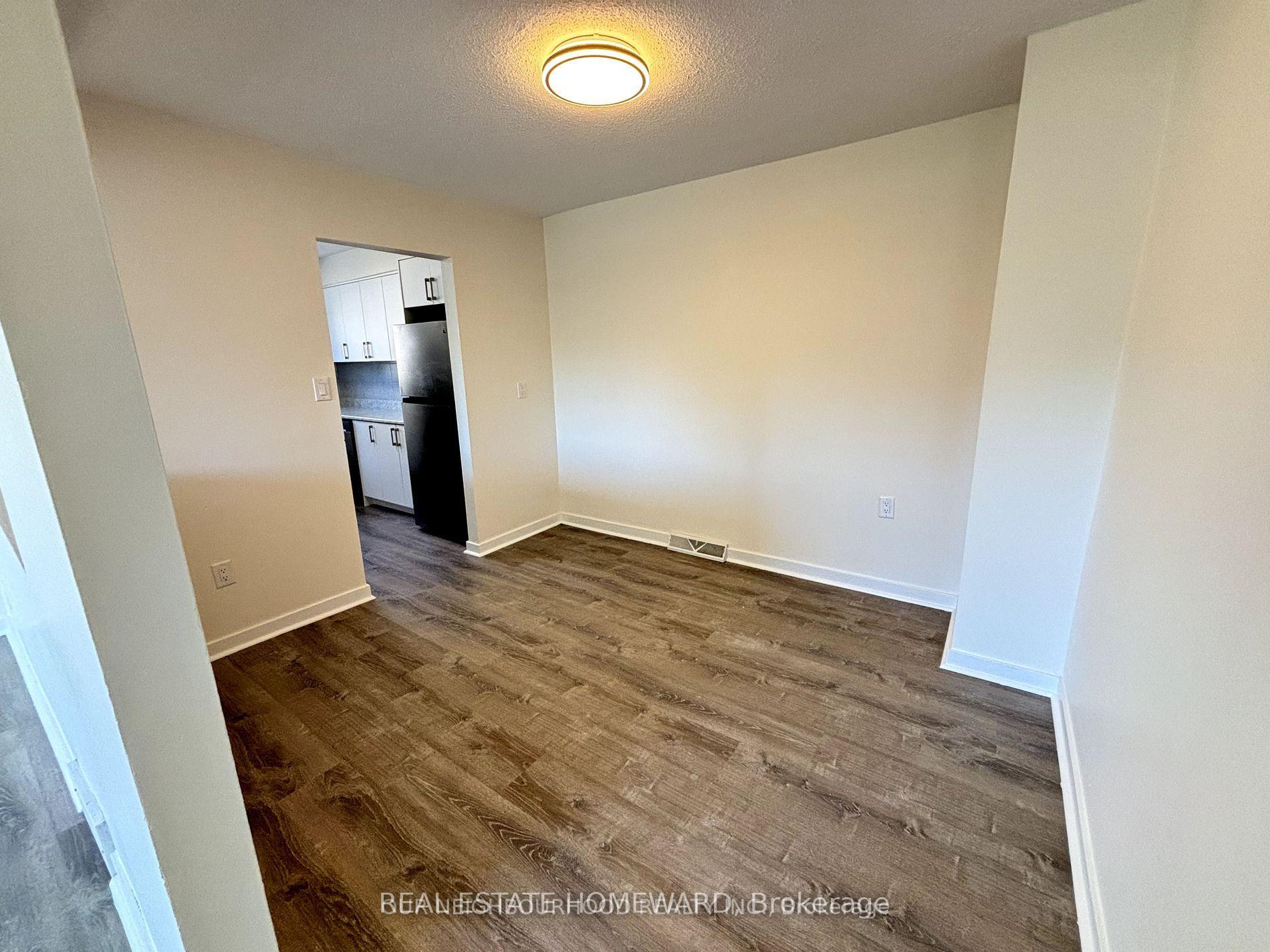 Photo 6 of Unit unit A, 107 Endicott Terrace, Welland, Prince Charles — HOMEH
