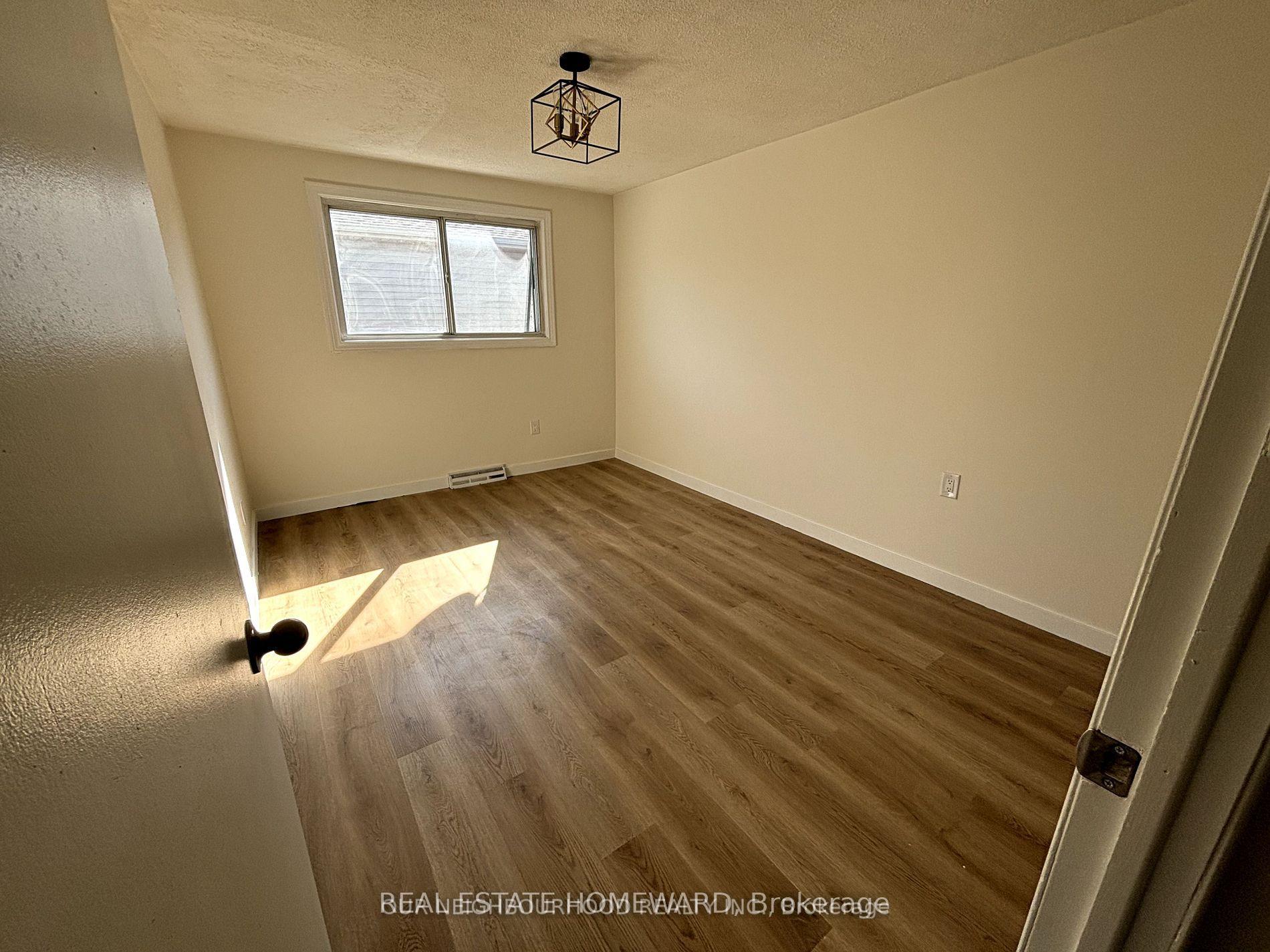 Photo 10 of Unit unit A, 107 Endicott Terrace, Welland, Prince Charles — HOMEH