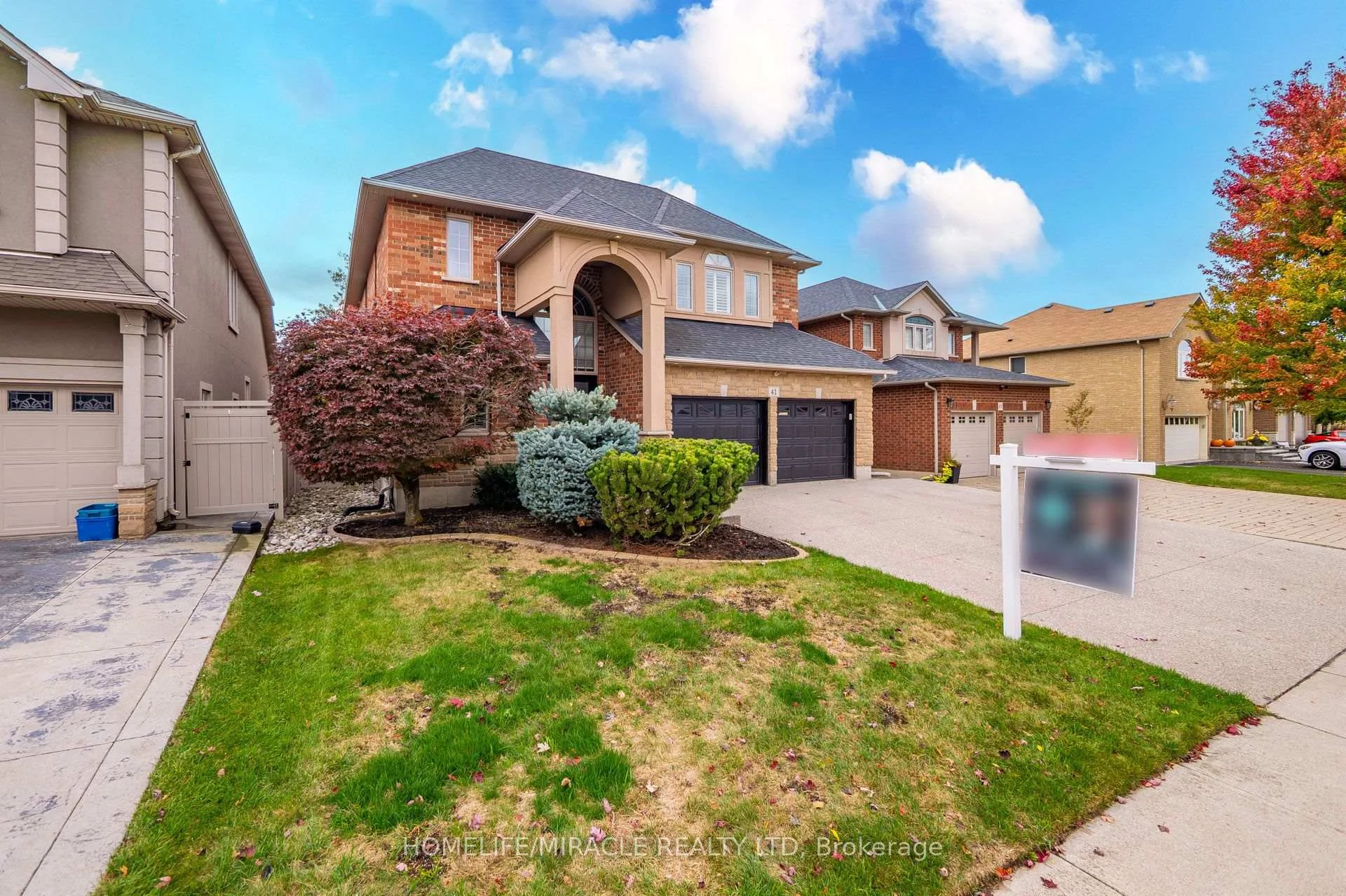 Photo 4 of 41 Kingsview Drive, Hamilton, Albion Falls — HOMEH
