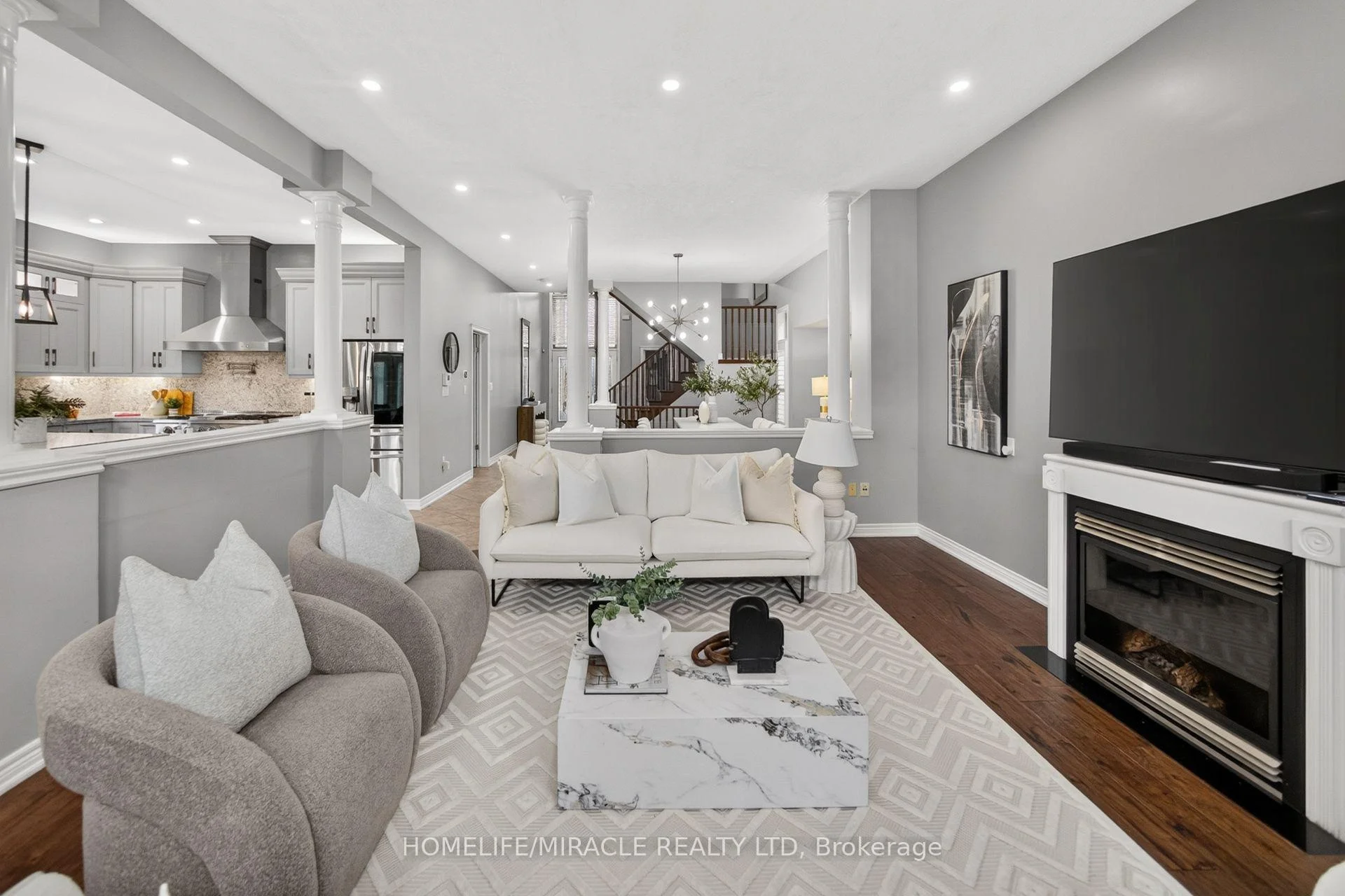 Photo 18 of 41 Kingsview Drive, Hamilton, Albion Falls — HOMEH