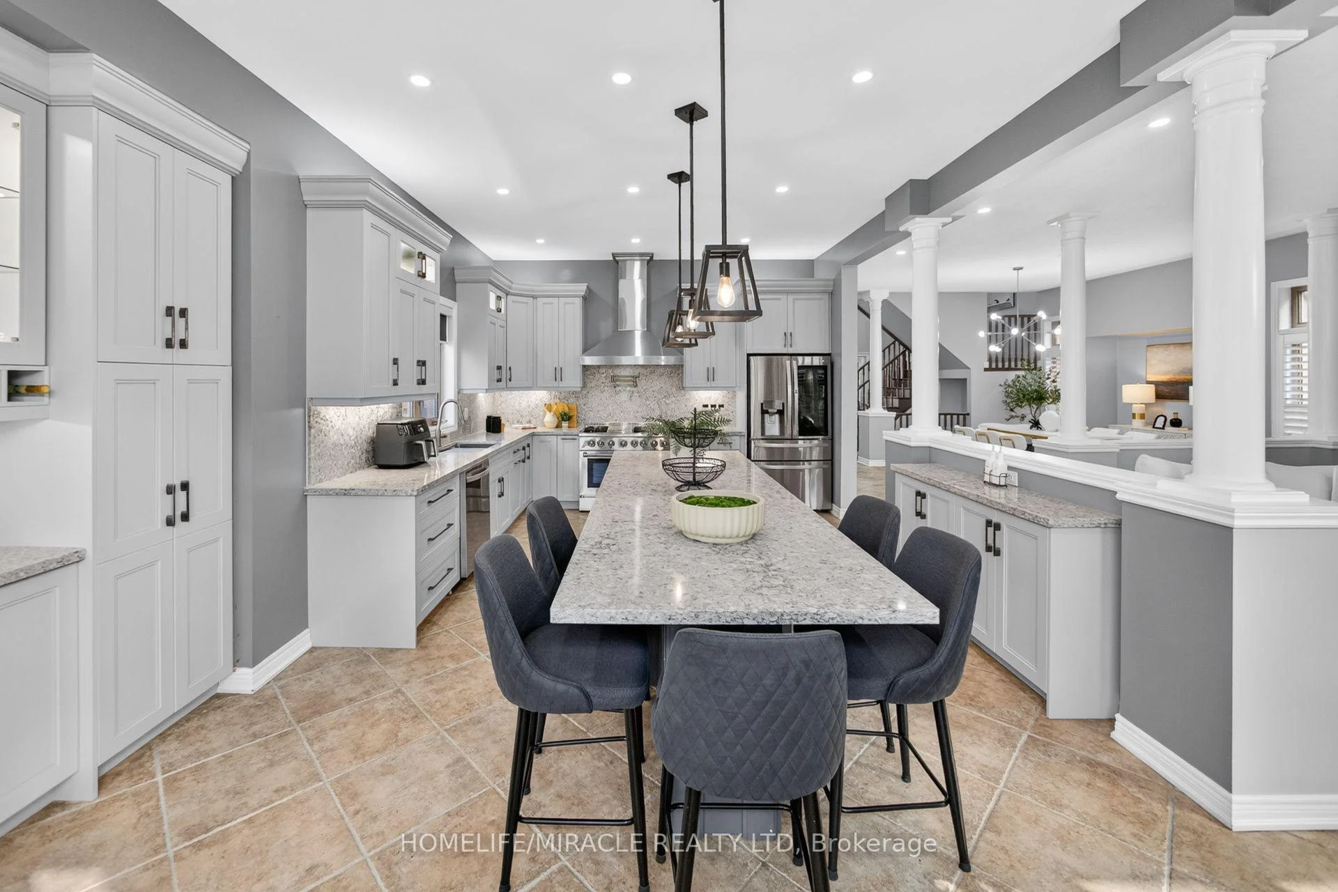 Photo 26 of 41 Kingsview Drive, Hamilton, Albion Falls — HOMEH