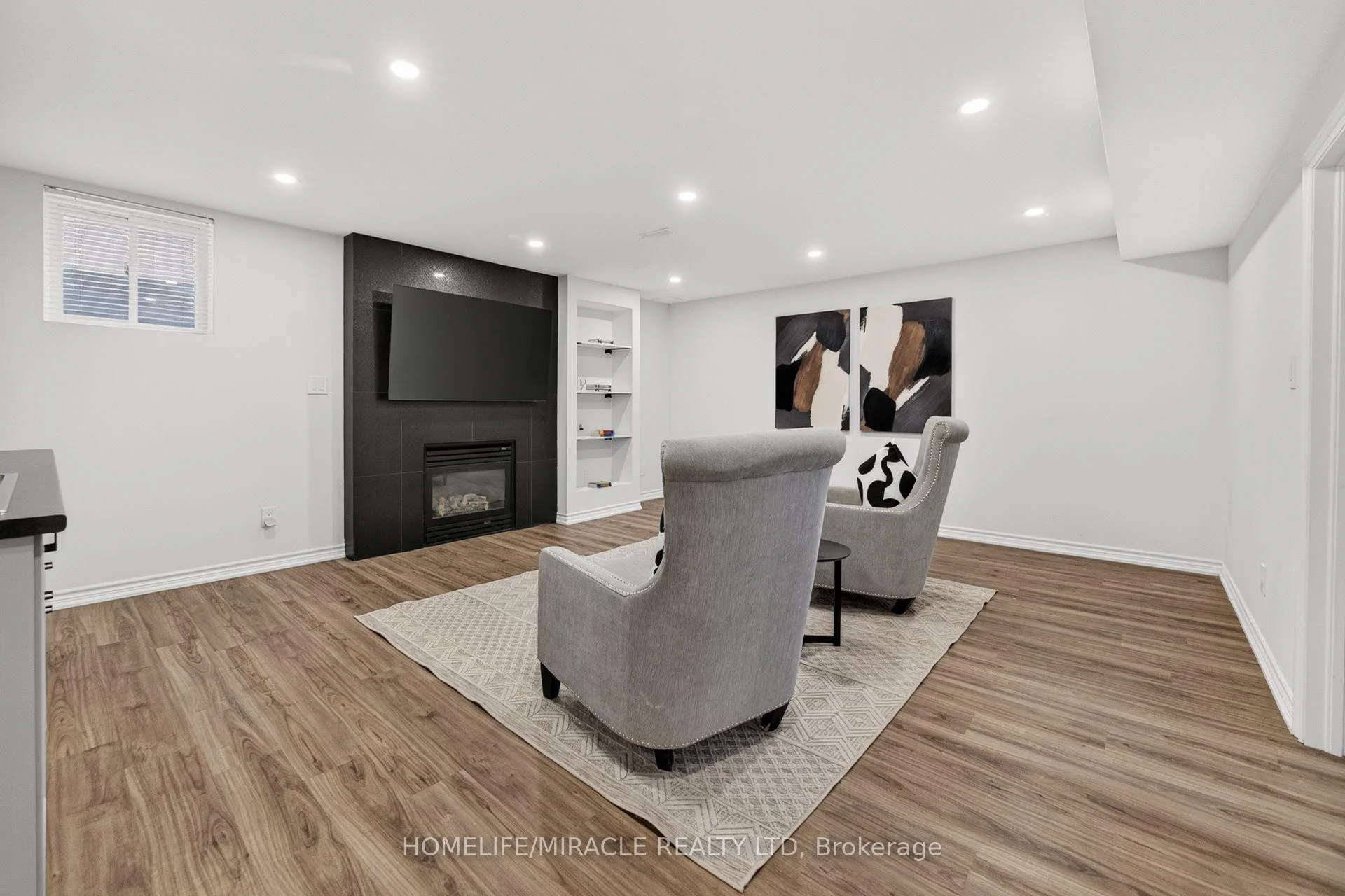 Photo 48 of 41 Kingsview Drive, Hamilton, Albion Falls — HOMEH