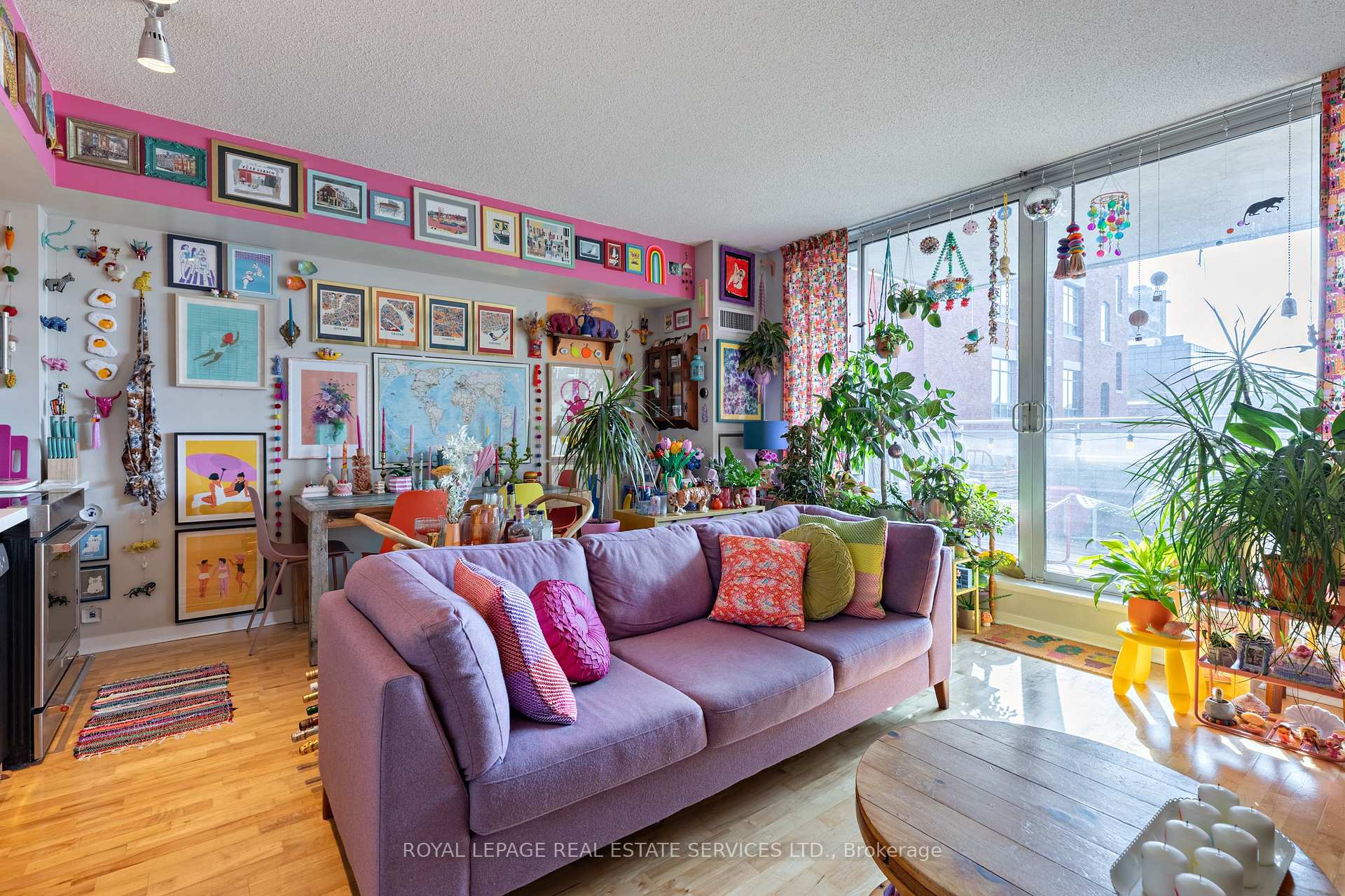 Photo 4 of Unit 210, 301 Markham Street, Toronto, Trinity-Bellwoods — HOMEH