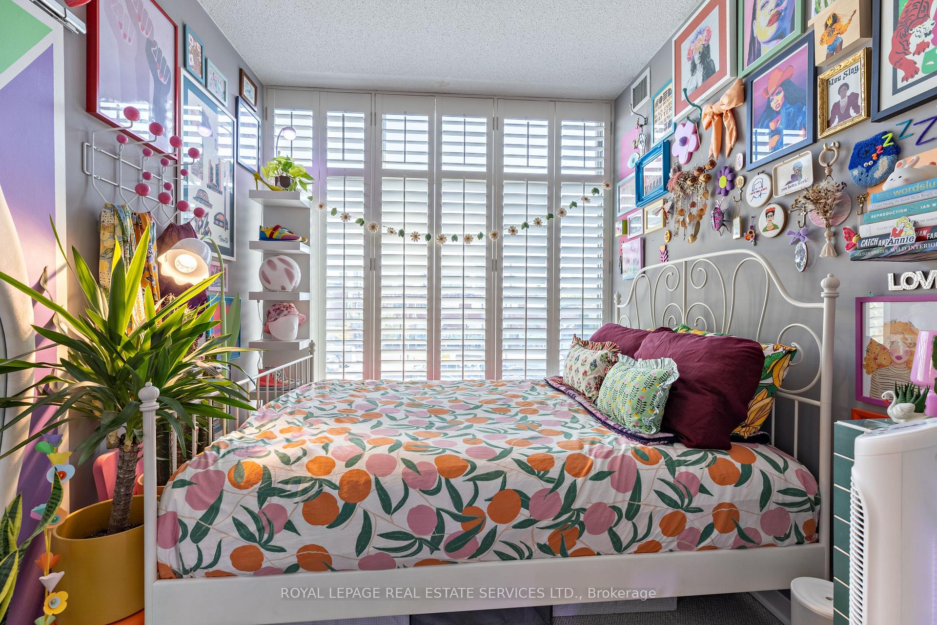 Photo 8 of Unit 210, 301 Markham Street, Toronto, Trinity-Bellwoods — HOMEH