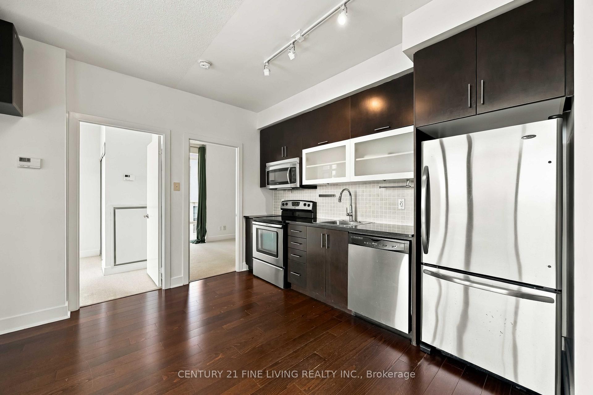 Photo 5 of Unit 806, 90 Stadium Road, Toronto, Niagara — HOMEH