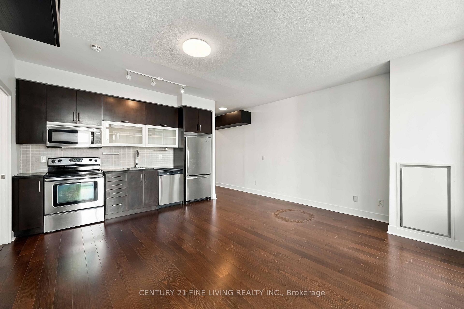 Photo 7 of Unit 806, 90 Stadium Road, Toronto, Niagara — HOMEH