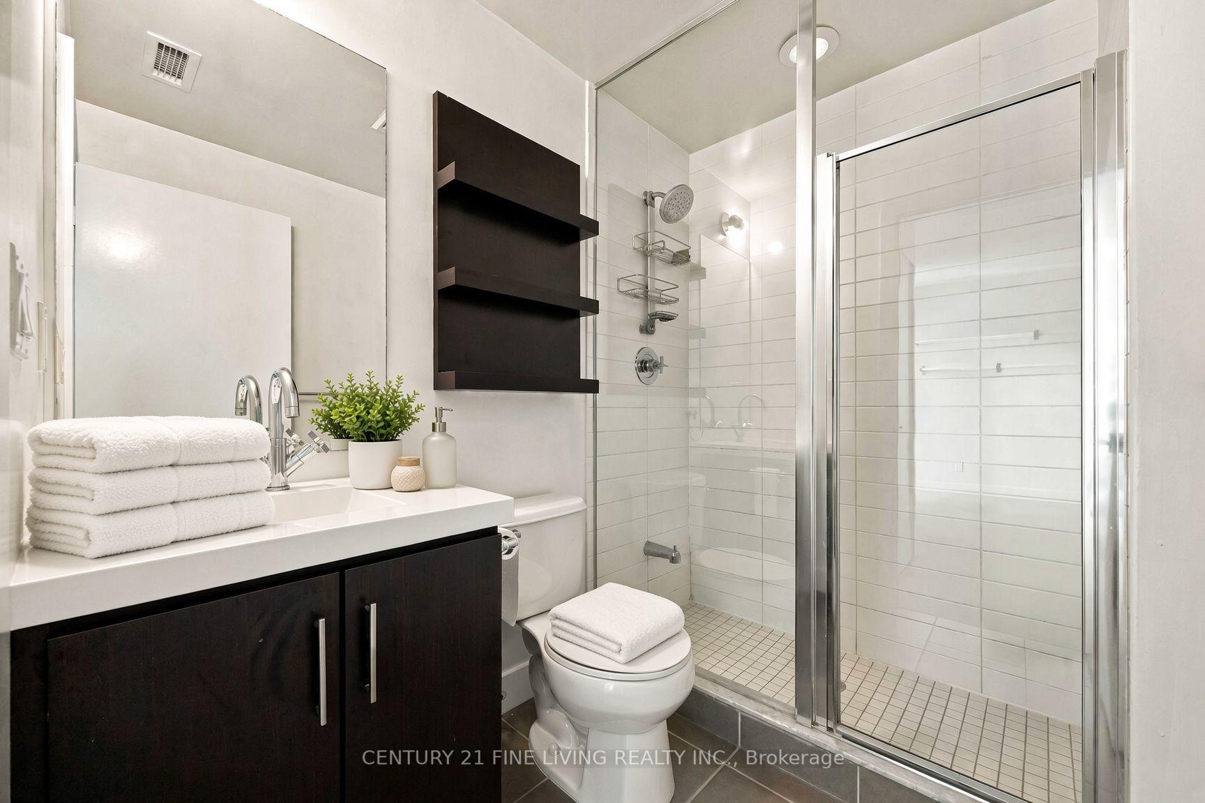Photo 19 of Unit 806, 90 Stadium Road, Toronto, Niagara — HOMEH