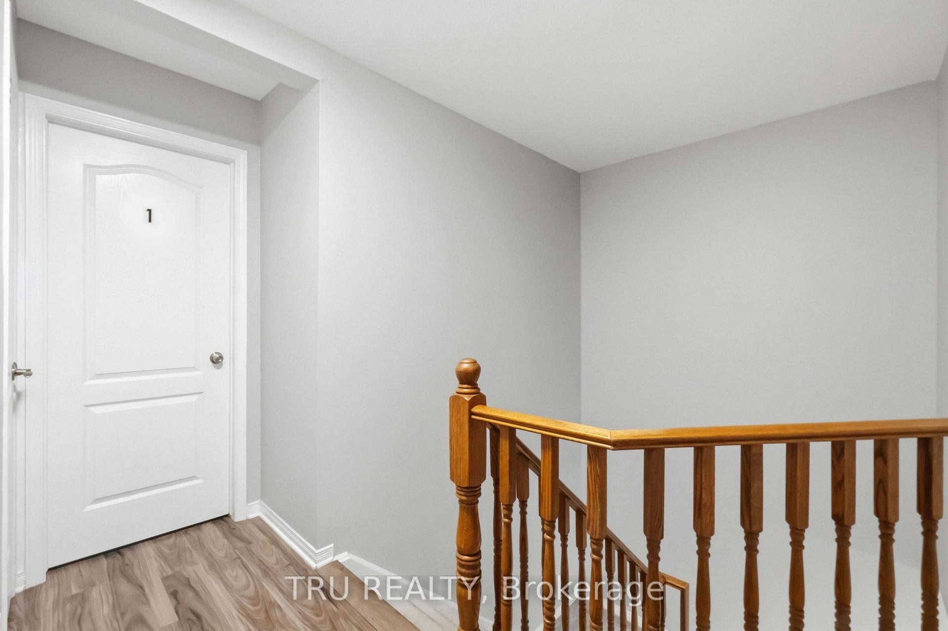 Photo 17 of 62 Hunter's Glen Crescent, Ottawa, Hunt Club Park/Greenboro — HOMEH