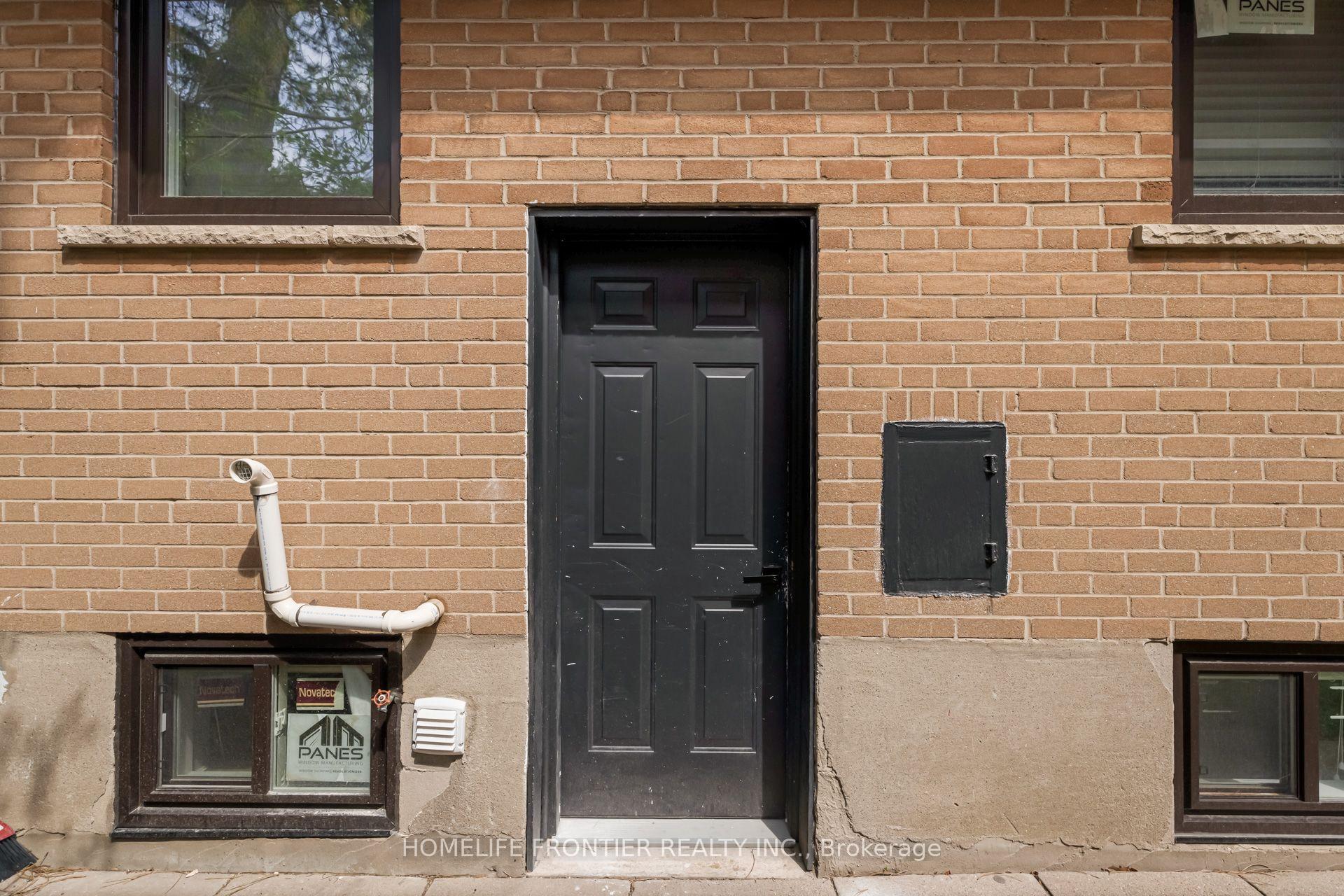Photo 3 of 6 Dalmeny Road, Markham, Grandview — HOMEH