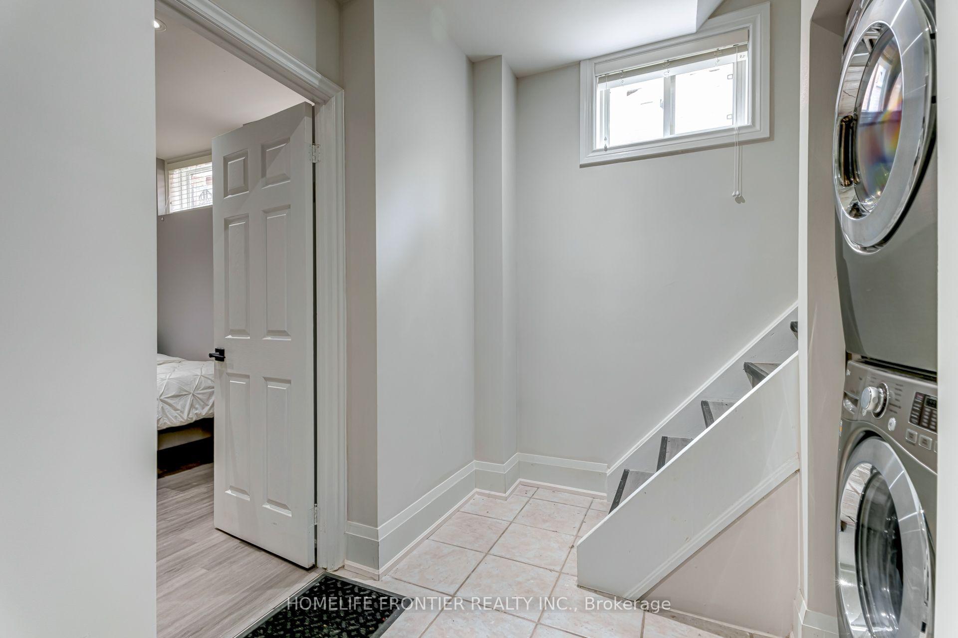 Photo 5 of 6 Dalmeny Road, Markham, Grandview — HOMEH