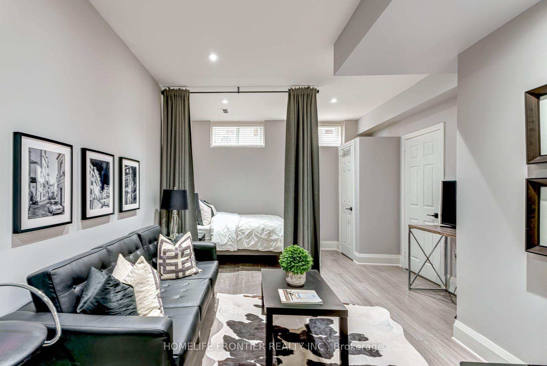 Photo 13 of 6 Dalmeny Road, Markham, Grandview — HOMEH