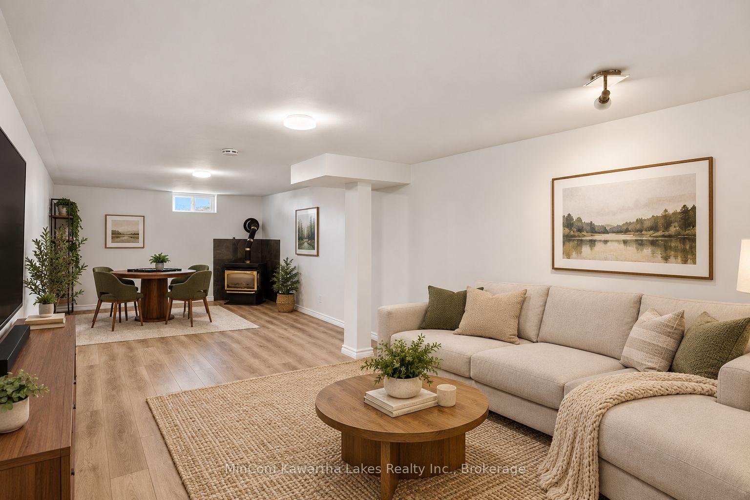 Photo 26 of 398 Applegrove Avenue, Peterborough, Northcrest Ward 5 — HOMEH