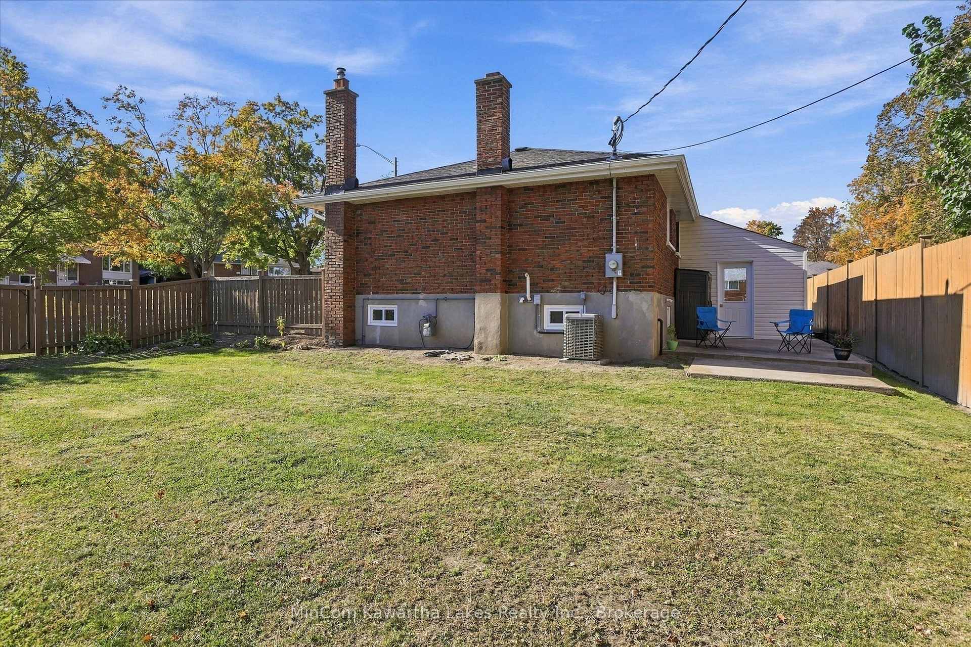 Photo 38 of 398 Applegrove Avenue, Peterborough, Northcrest Ward 5 — HOMEH