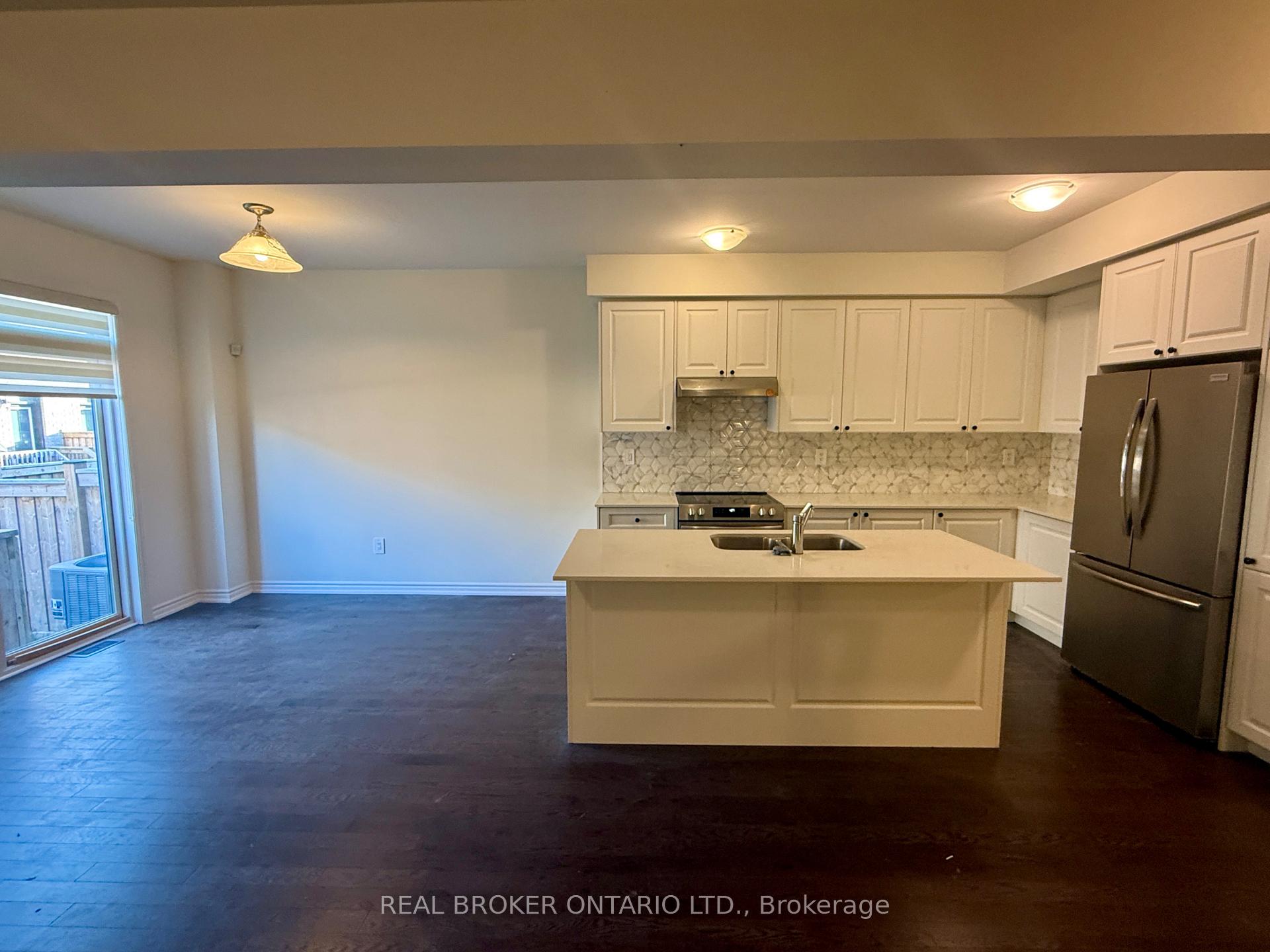 Photo 5 of 1559 Kitchen Court, Milton, Walker — HOMEH