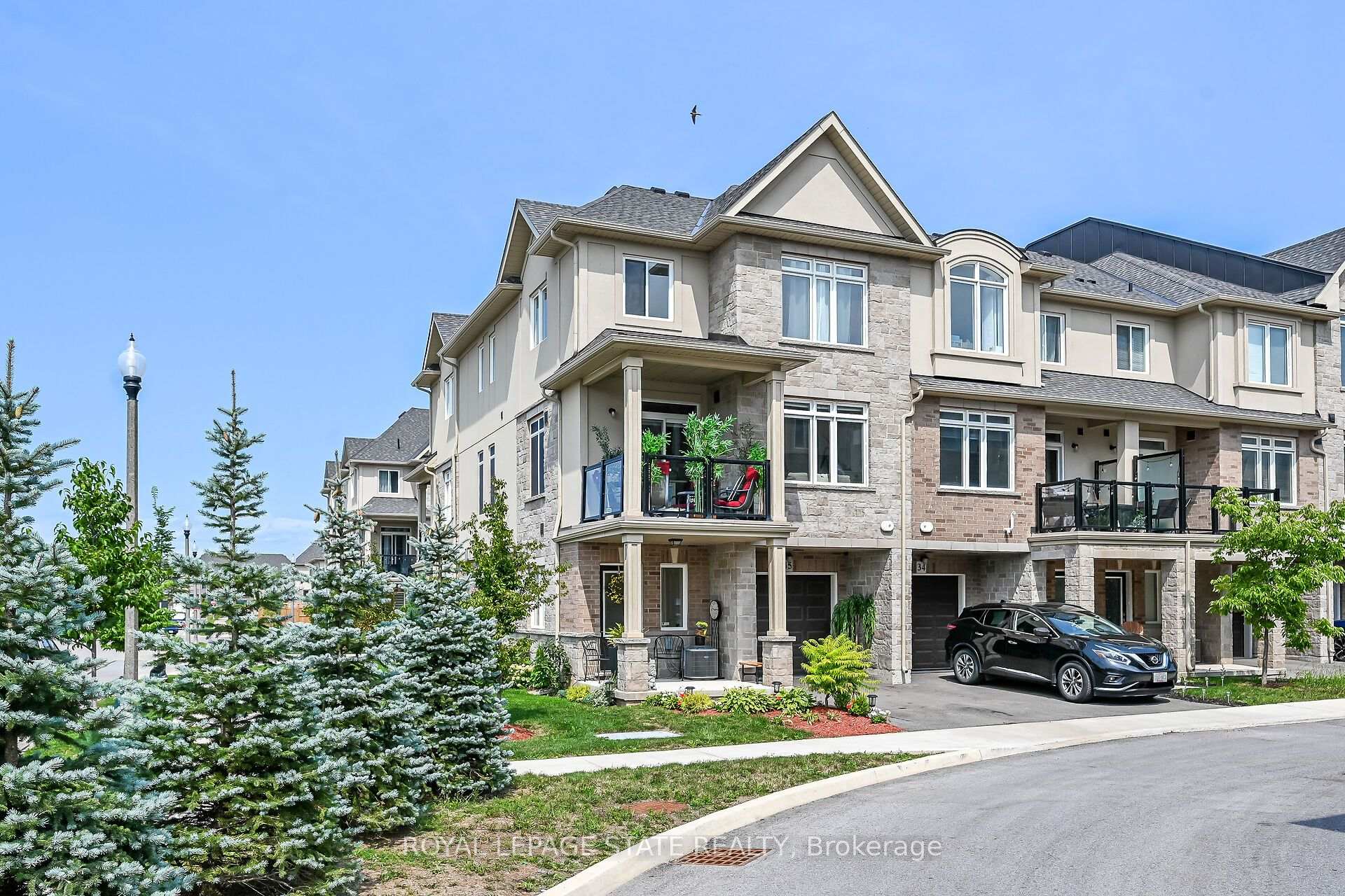 Photo 2 of Unit 35, 40 Zinfandel Drive, Hamilton, Winona — HOMEH