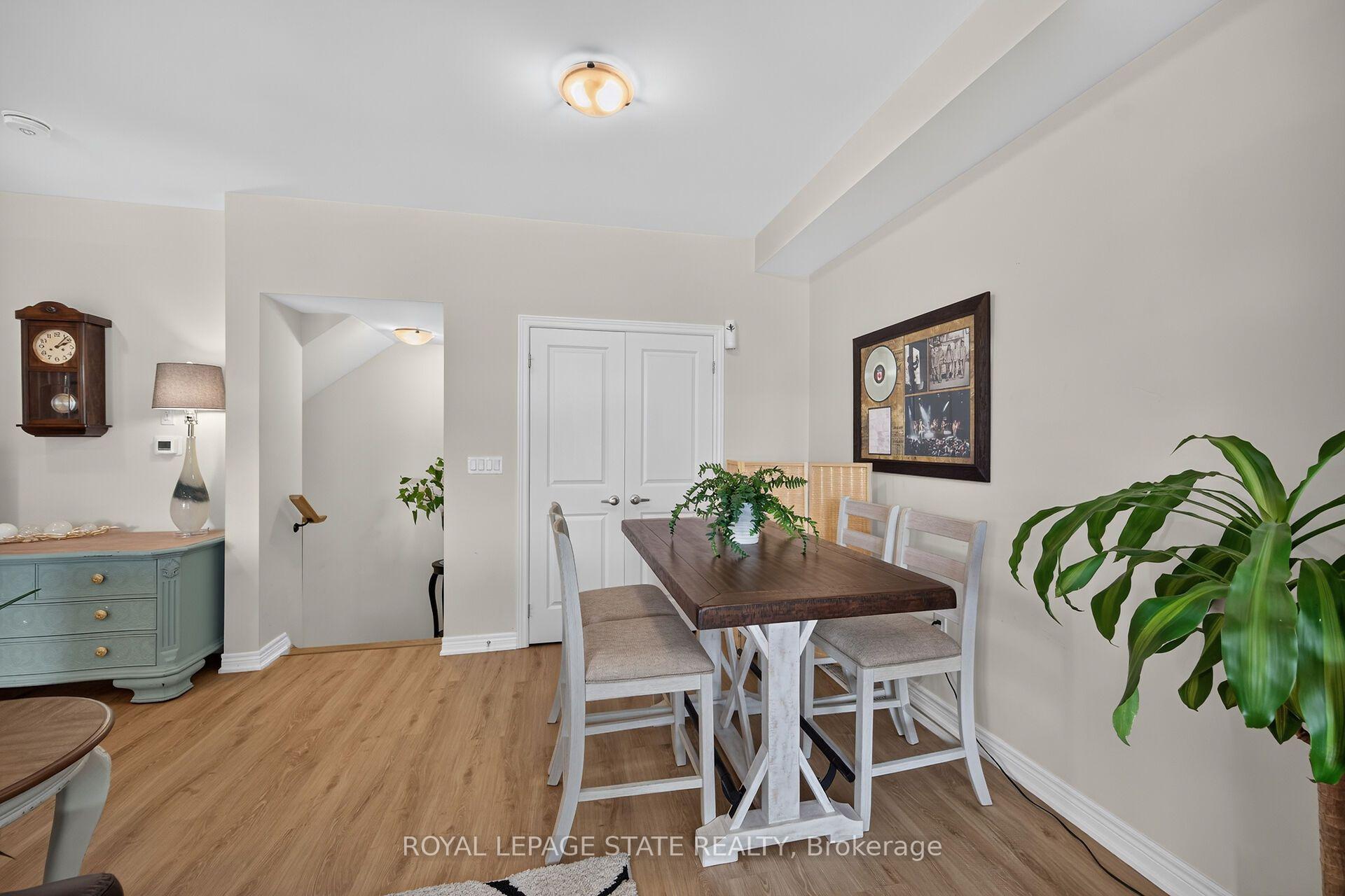 Photo 9 of Unit 35, 40 Zinfandel Drive, Hamilton, Winona — HOMEH
