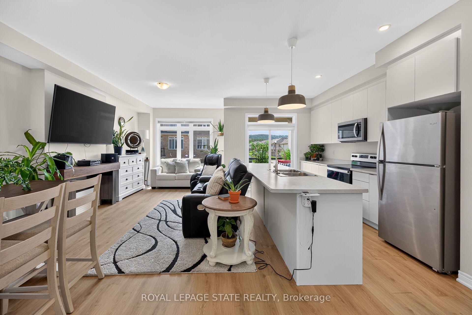 Photo 14 of Unit 35, 40 Zinfandel Drive, Hamilton, Winona — HOMEH