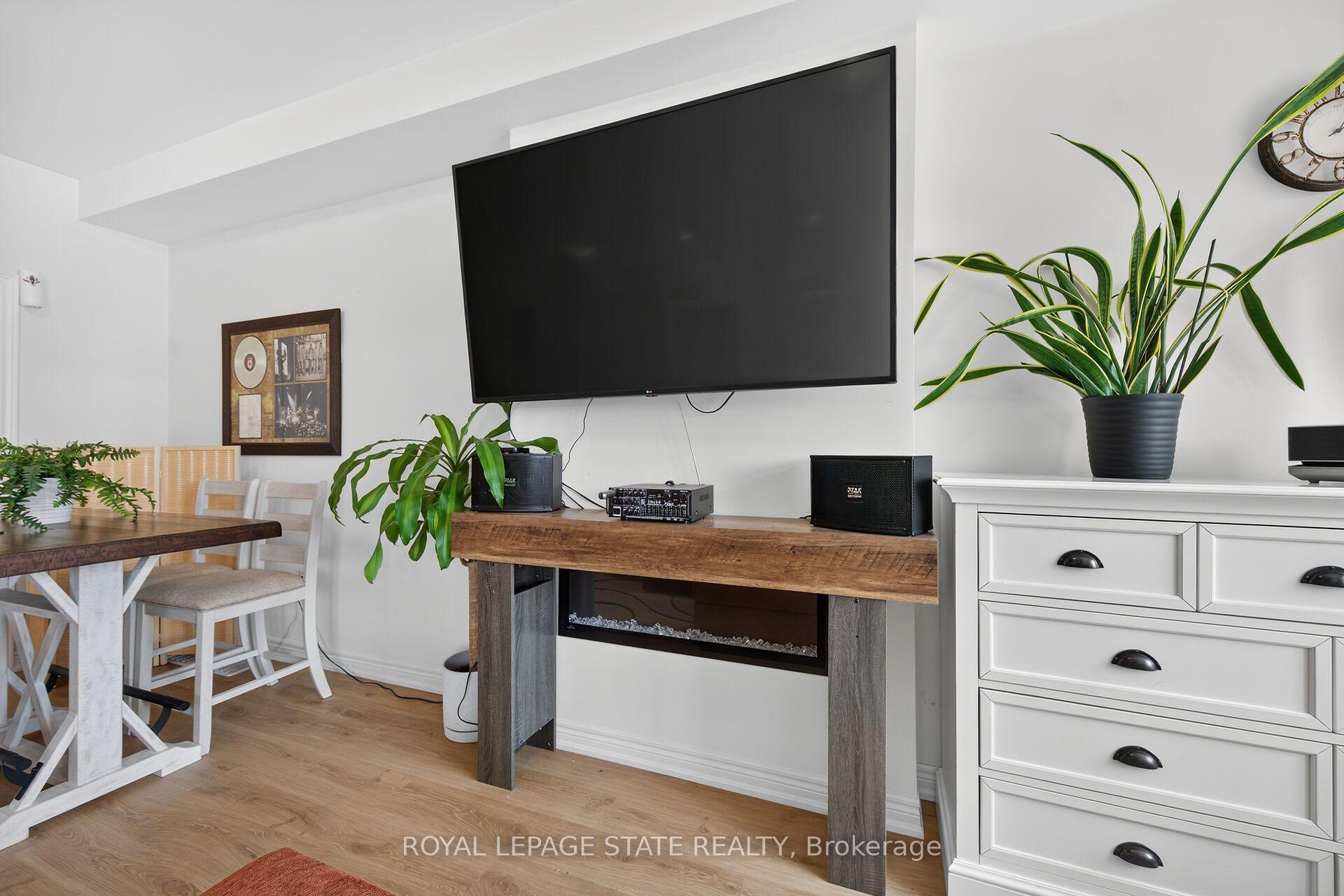 Photo 23 of Unit 35, 40 Zinfandel Drive, Hamilton, Winona — HOMEH