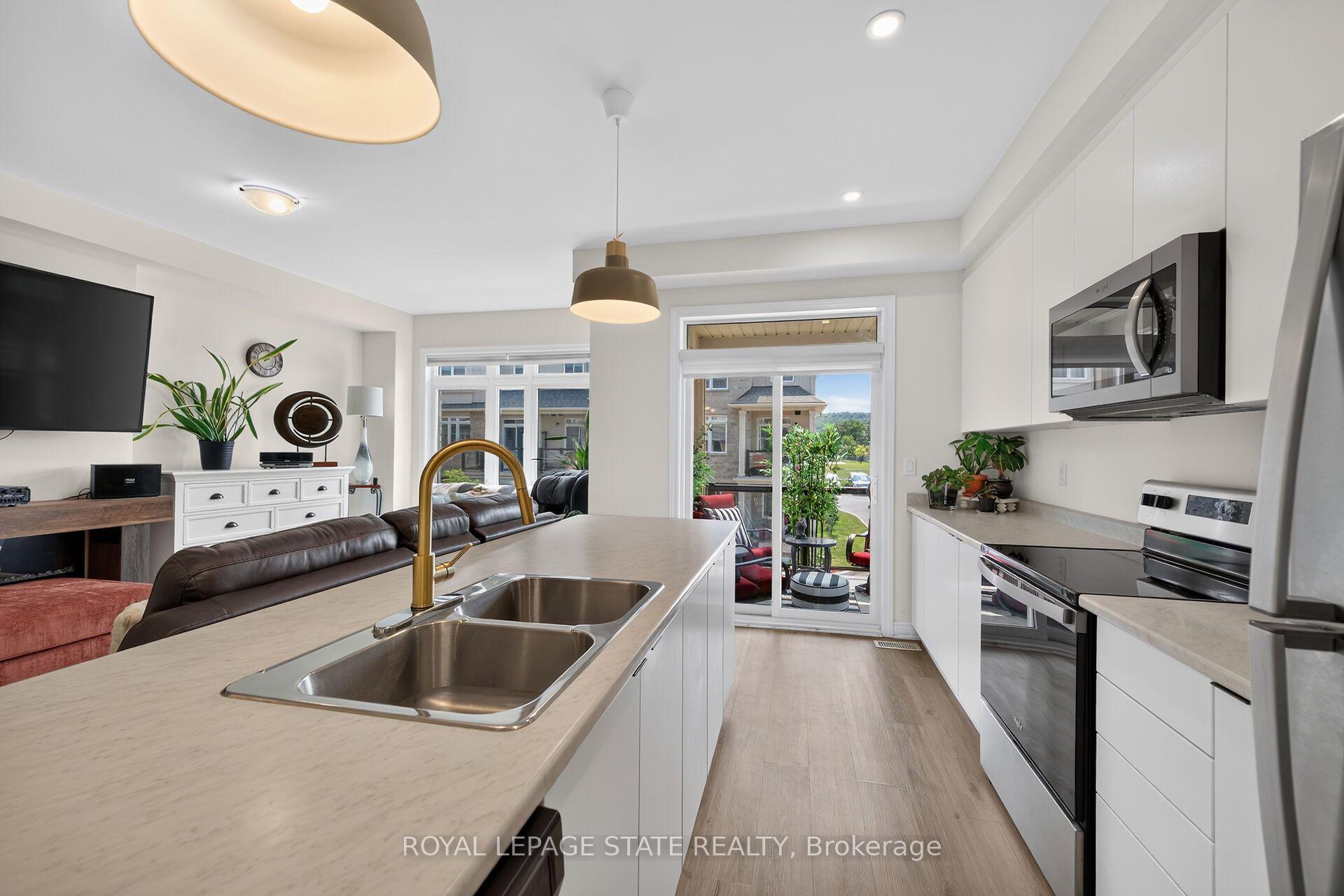 Photo 27 of Unit 35, 40 Zinfandel Drive, Hamilton, Winona — HOMEH
