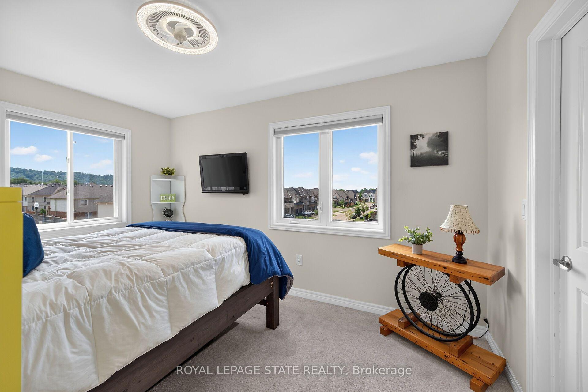 Photo 34 of Unit 35, 40 Zinfandel Drive, Hamilton, Winona — HOMEH
