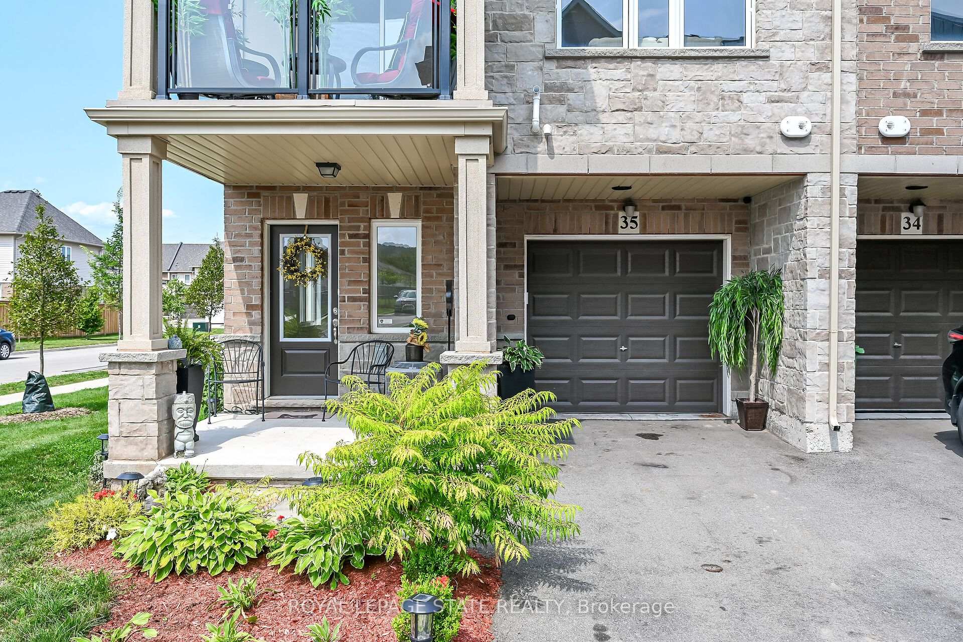 Photo 44 of Unit 35, 40 Zinfandel Drive, Hamilton, Winona — HOMEH