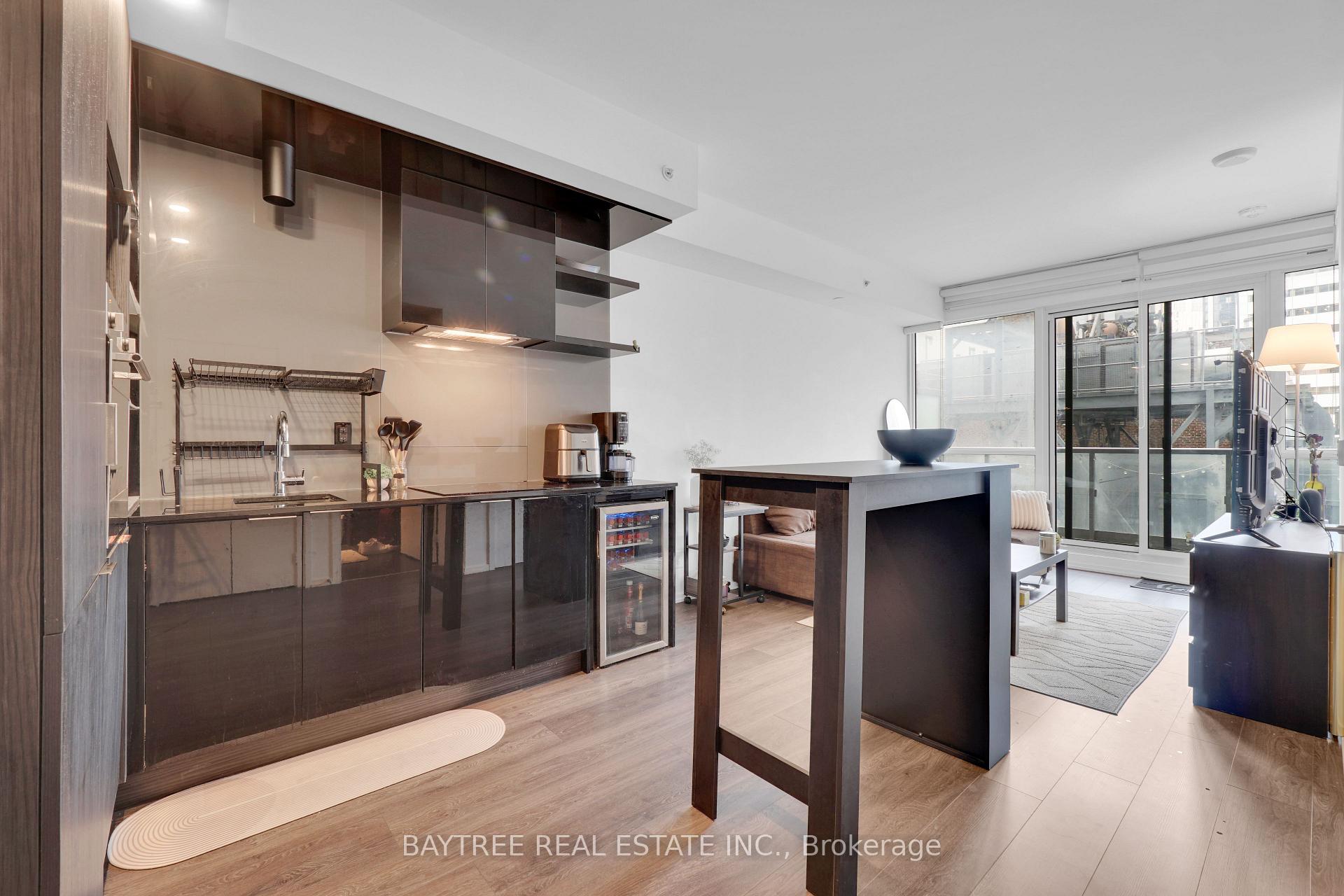 Photo of Unit 2610, 70 Temperance Street
