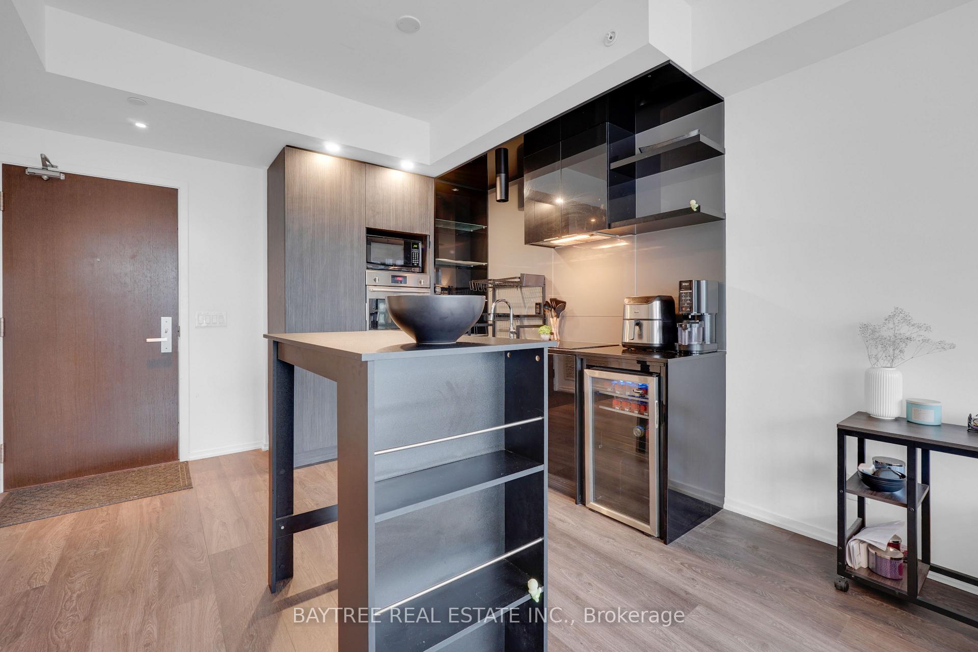 Photo 2 of Unit 2610, 70 Temperance Street, Toronto, Bay Street Corridor — HOMEH