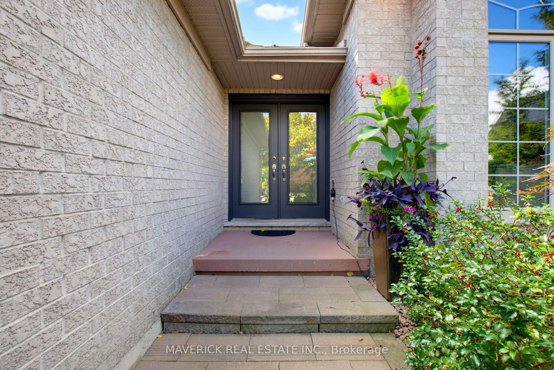 Photo 7 of 1770 Kirkpatrick Way, London, South A — HOMEH