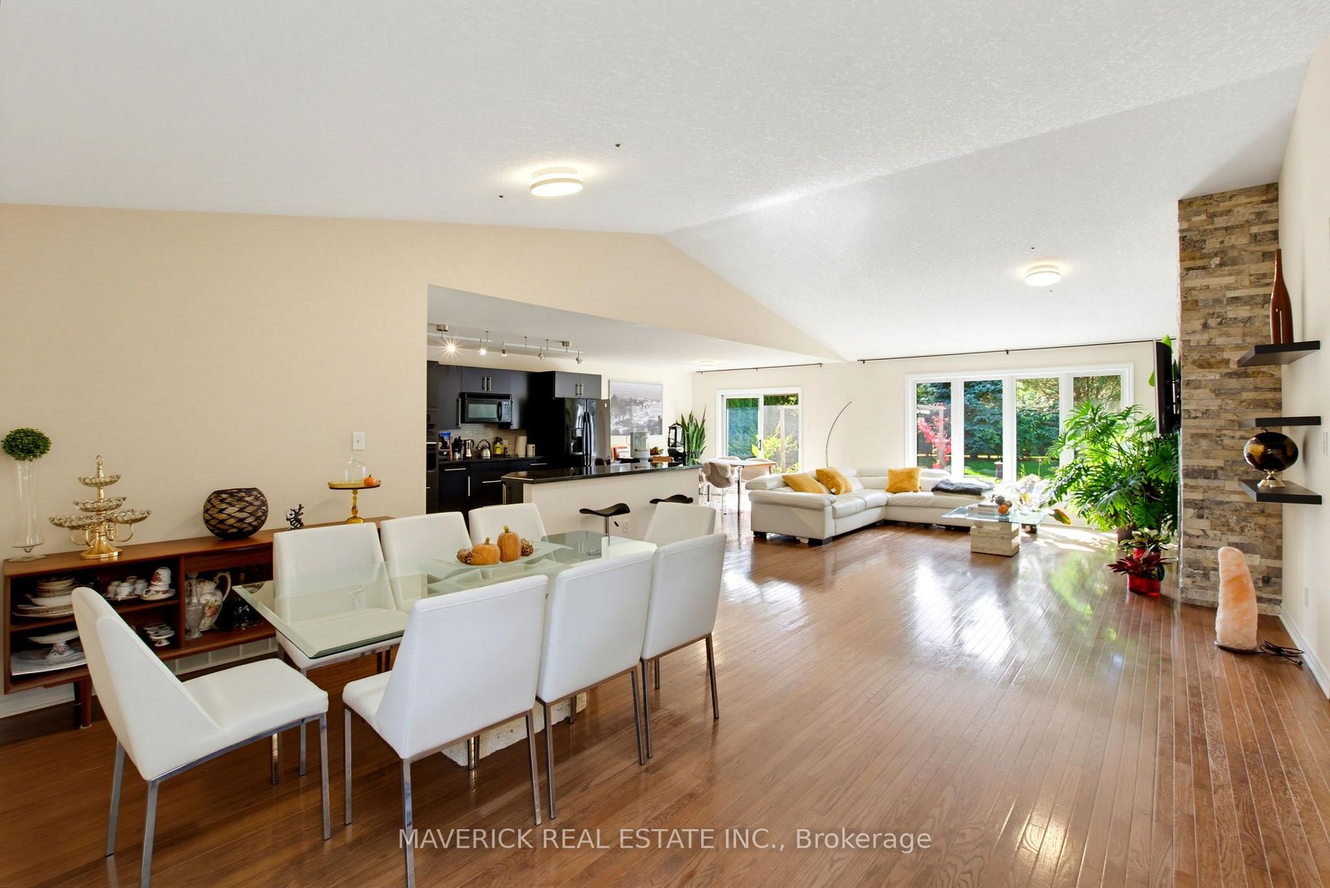 Photo 9 of 1770 Kirkpatrick Way, London, South A — HOMEH