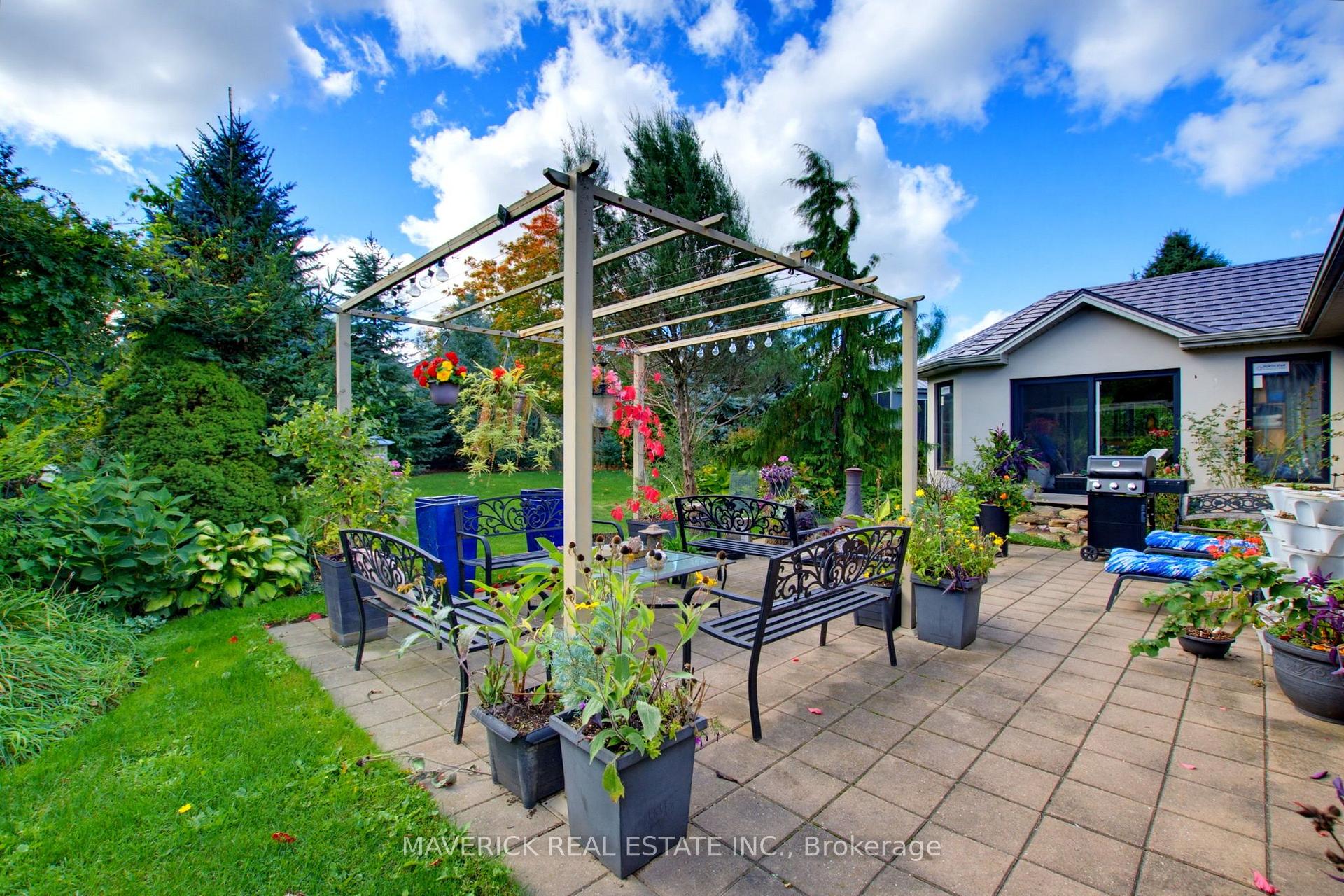 Photo 38 of 1770 Kirkpatrick Way, London, South A — HOMEH