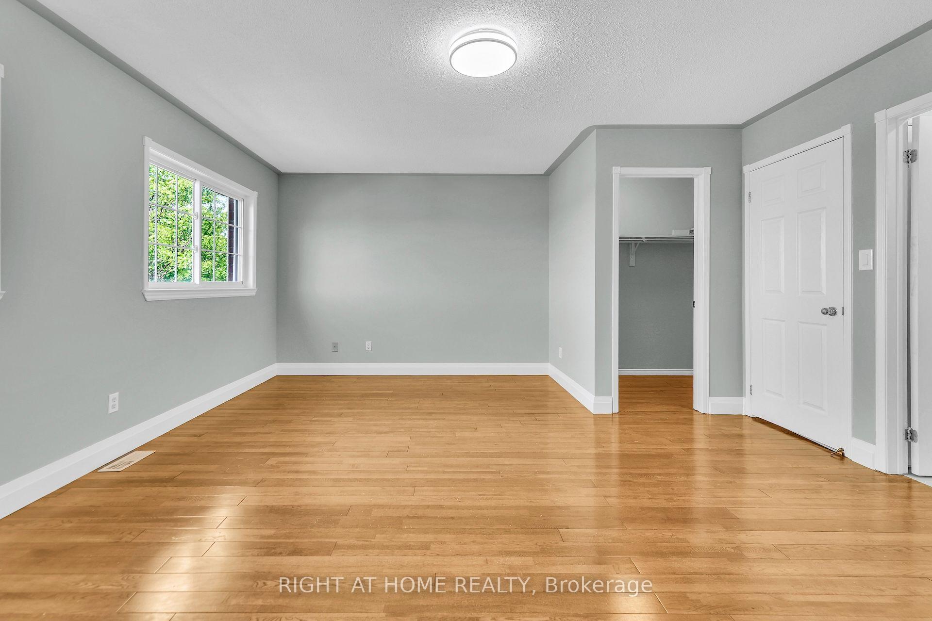 Photo 16 of Unit 7, 5260 Mcfarren Boulevard, Mississauga, Central Erin Mills — HOMEH