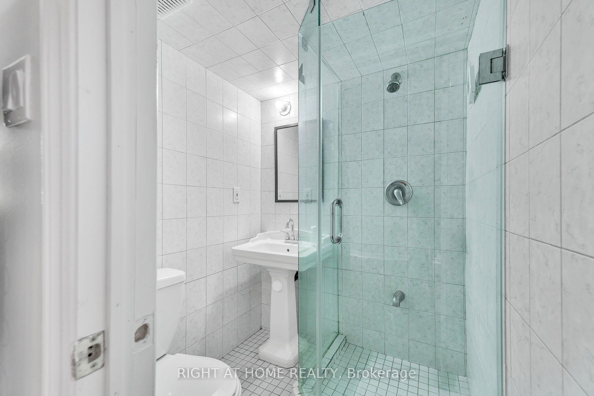 Photo 28 of Unit 7, 5260 Mcfarren Boulevard, Mississauga, Central Erin Mills — HOMEH