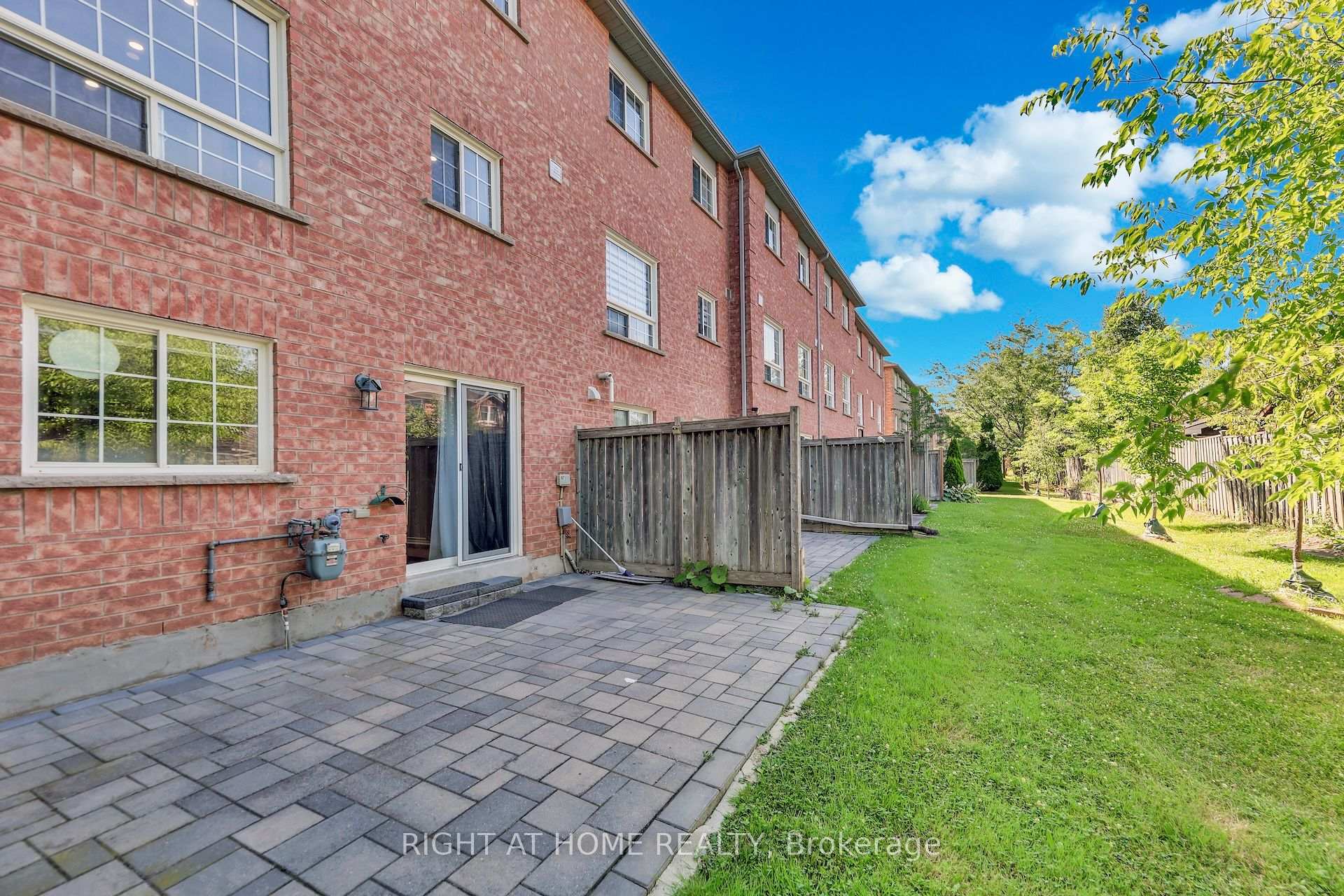Photo 31 of Unit 7, 5260 Mcfarren Boulevard, Mississauga, Central Erin Mills — HOMEH