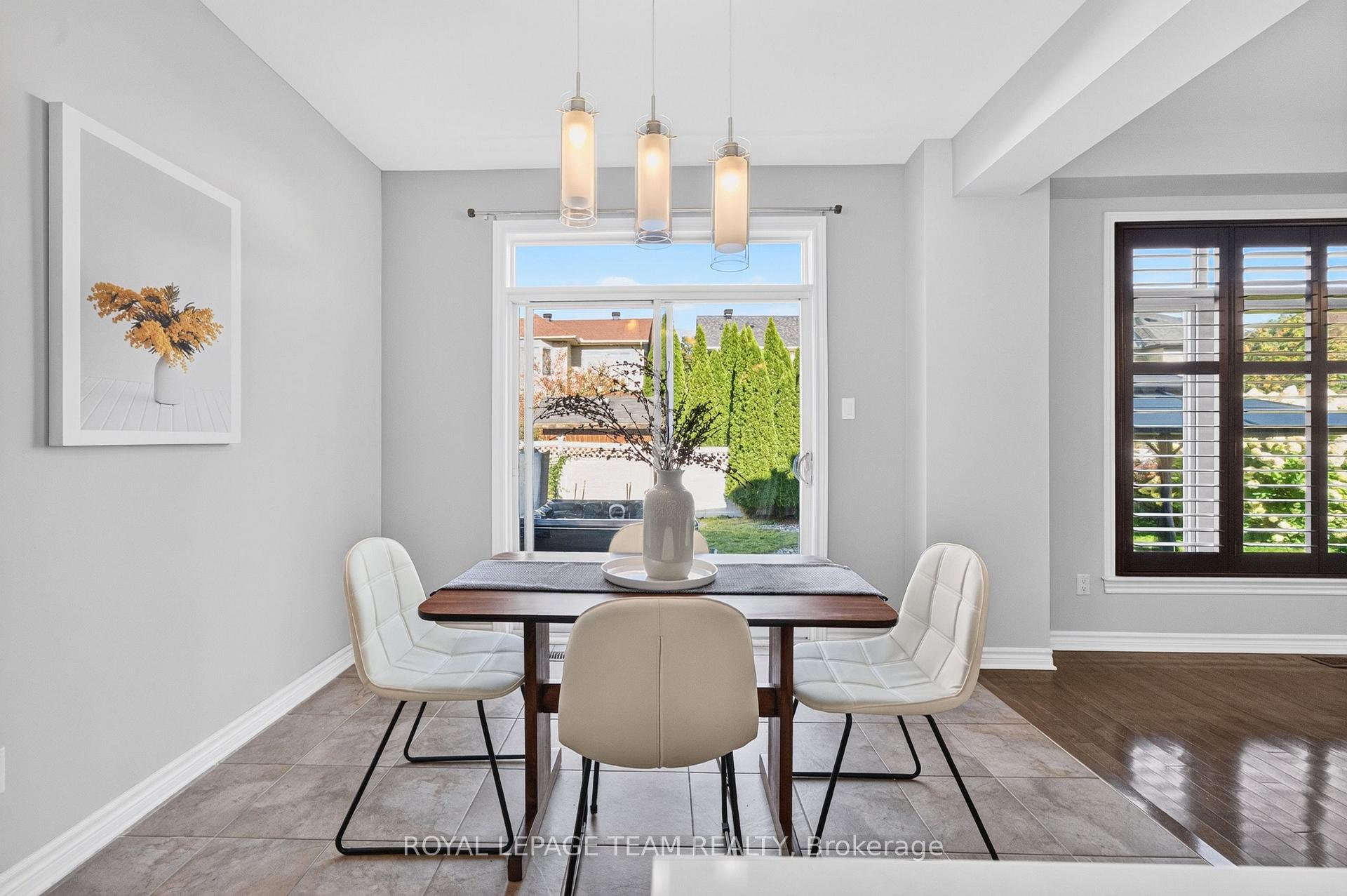 Photo 12 of 65 Osprey Crescent, Ottawa, Kanata - Bridlewood — HOMEH