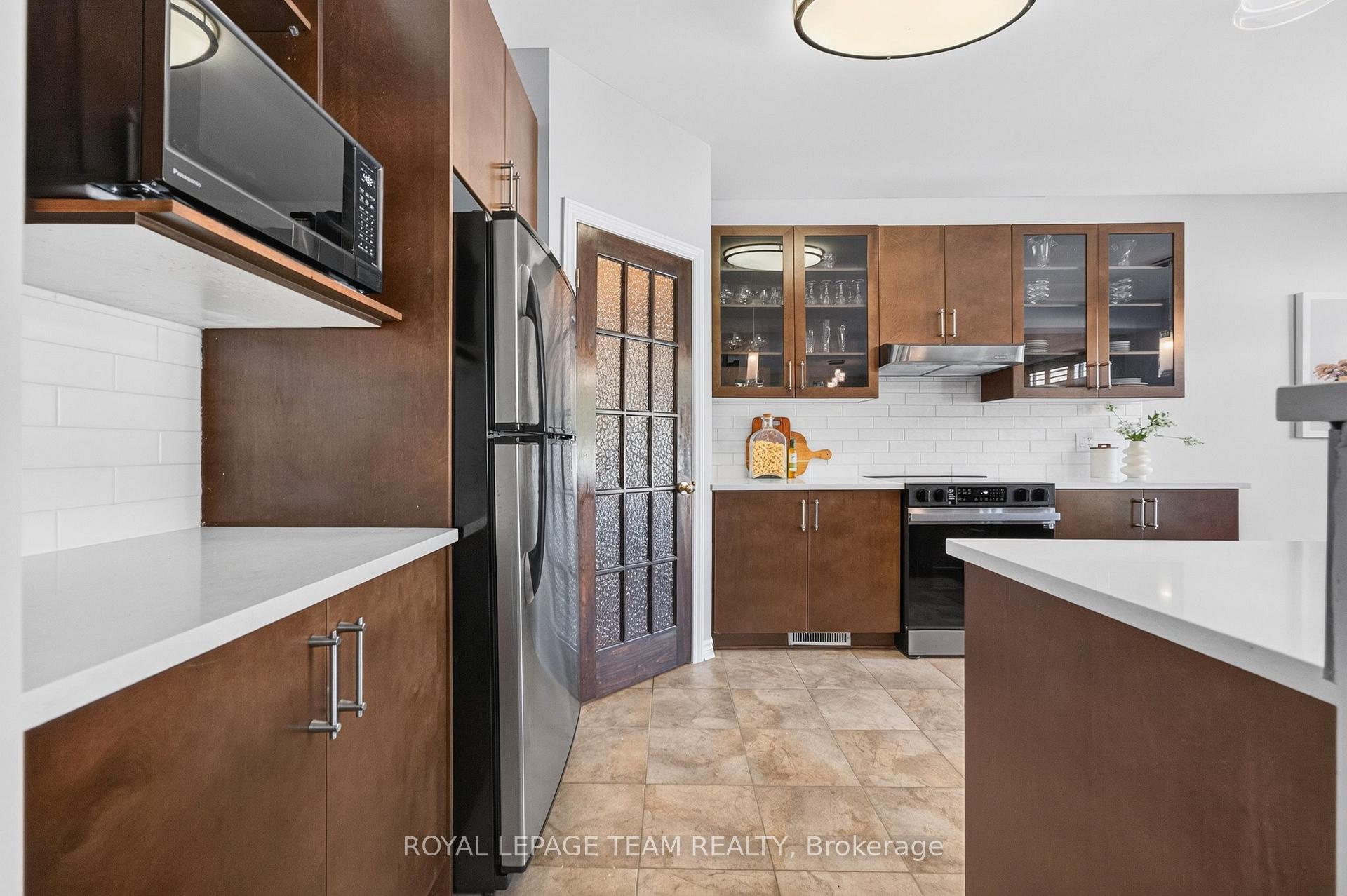 Photo 16 of 65 Osprey Crescent, Ottawa, Kanata - Bridlewood — HOMEH