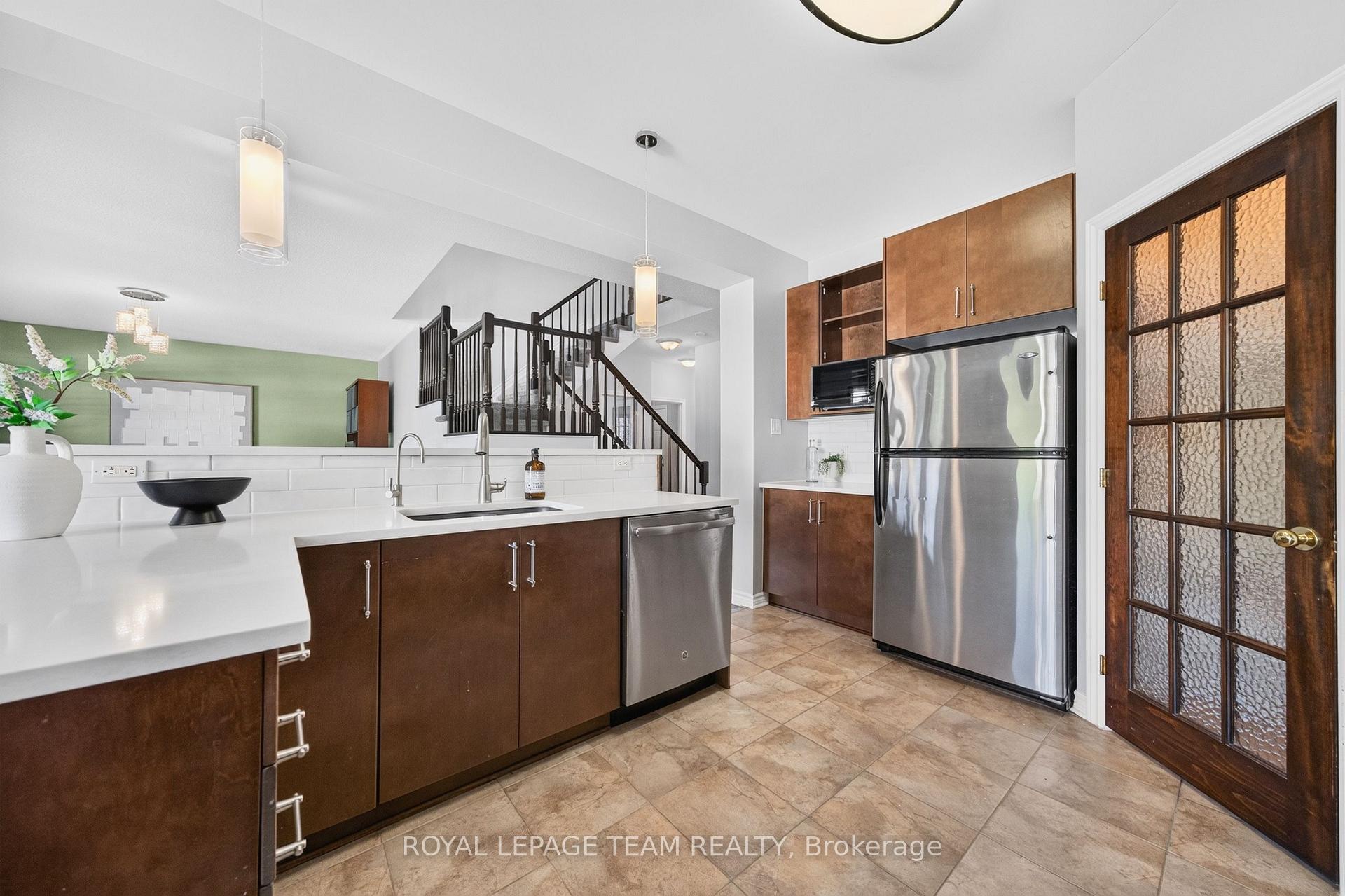 Photo 18 of 65 Osprey Crescent, Ottawa, Kanata - Bridlewood — HOMEH