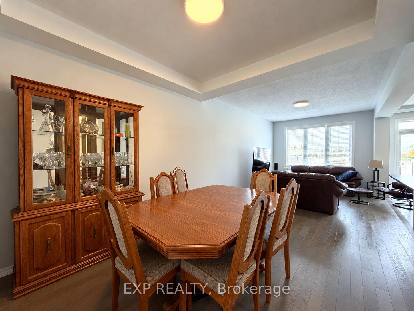 Photo 5 of 27 Bermondsey Way, Ottawa, Stittsville (North) — HOMEH