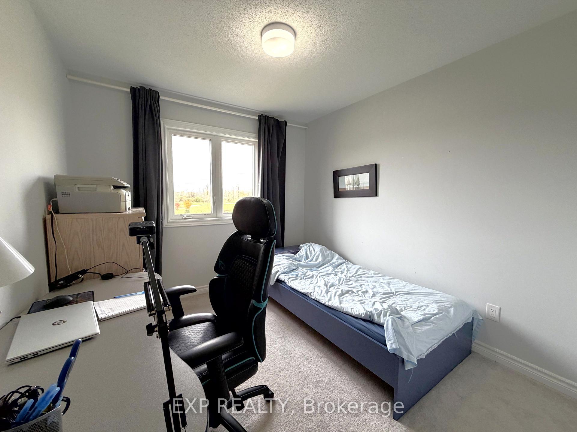 Photo 13 of 27 Bermondsey Way, Ottawa, Stittsville (North) — HOMEH