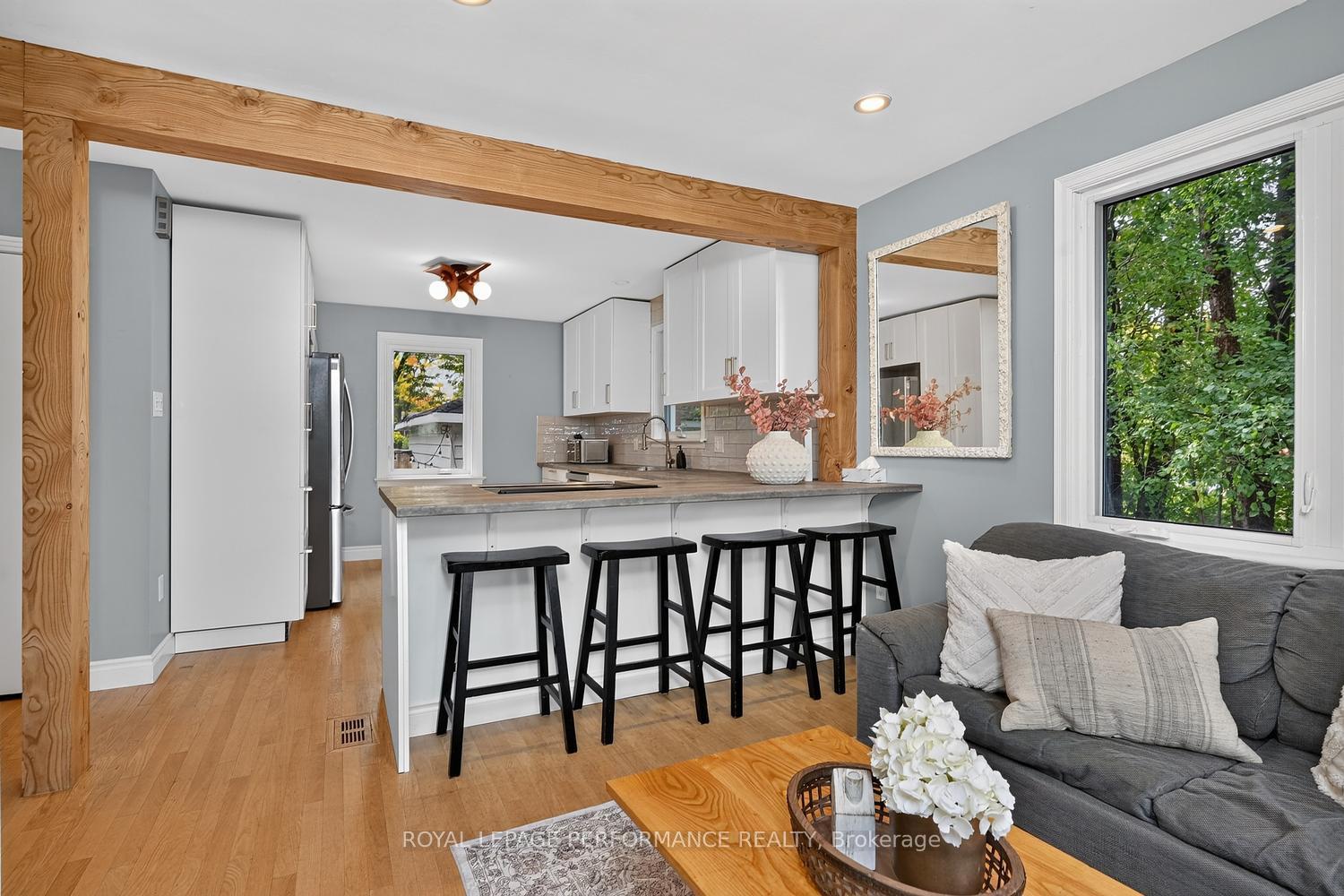 Photo 6 of 140 Begonia Avenue, Ottawa, Applewood Acres — HOMEH