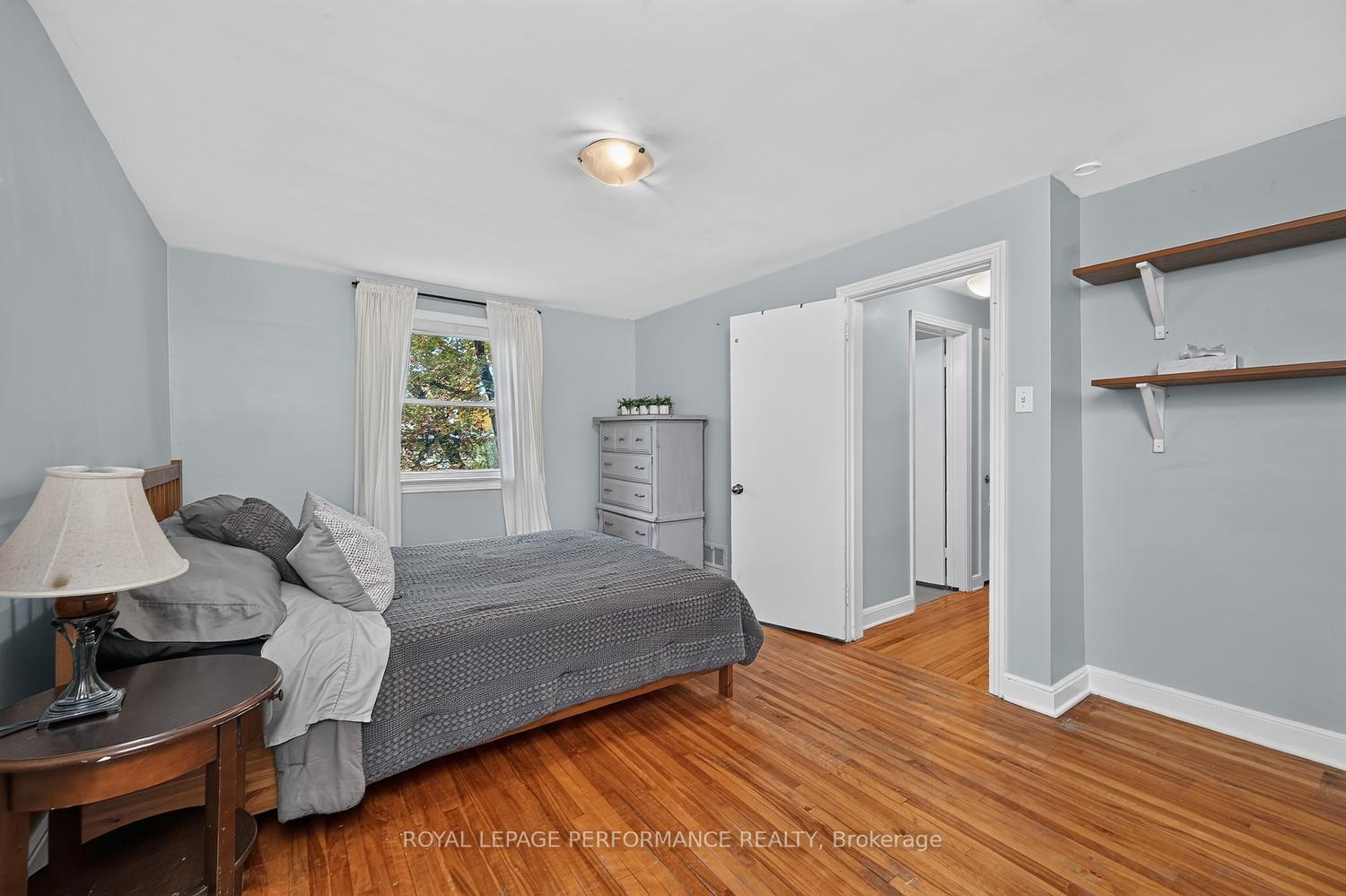 Photo 22 of 140 Begonia Avenue, Ottawa, Applewood Acres — HOMEH