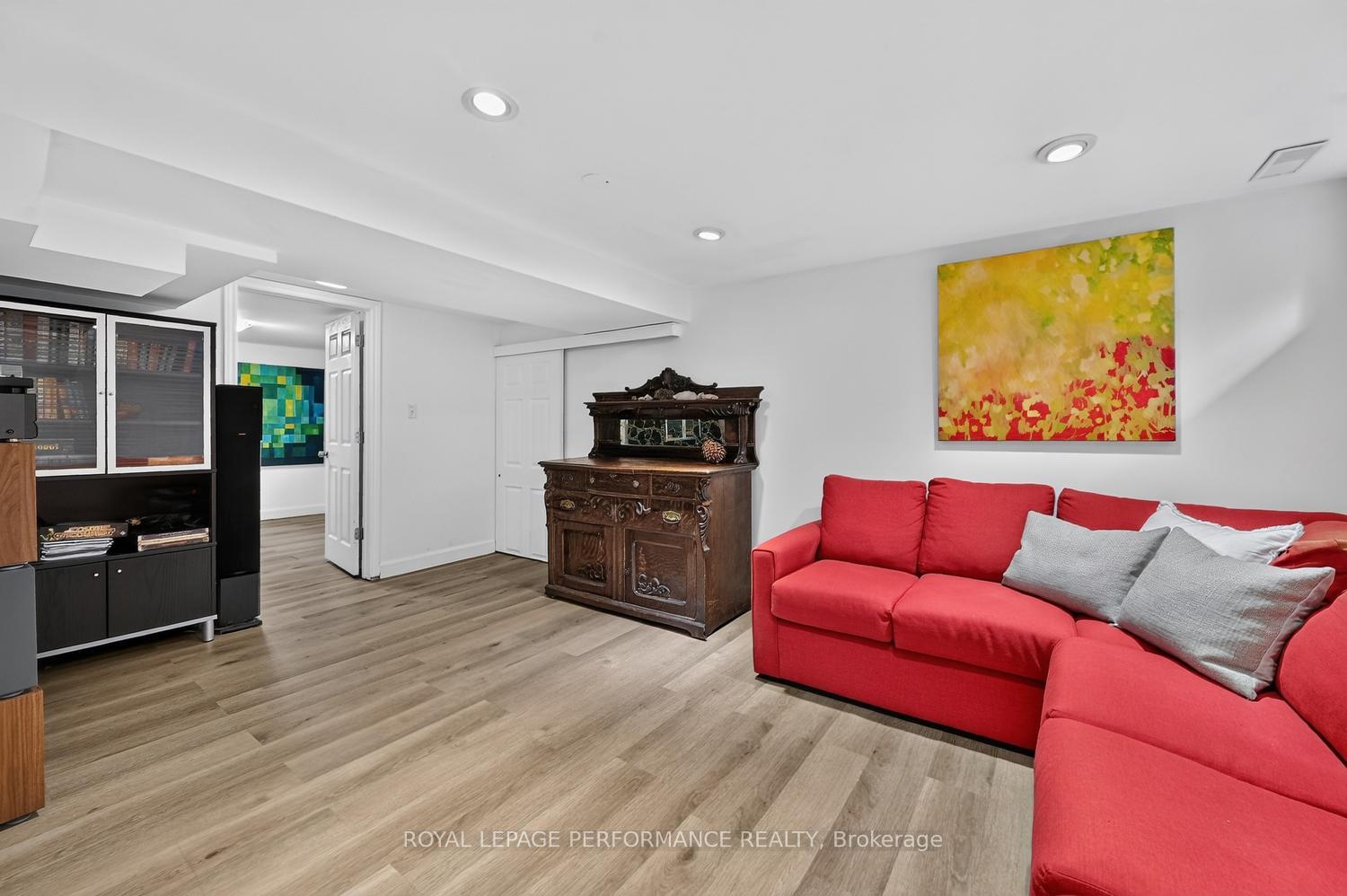 Photo 31 of 140 Begonia Avenue, Ottawa, Applewood Acres — HOMEH