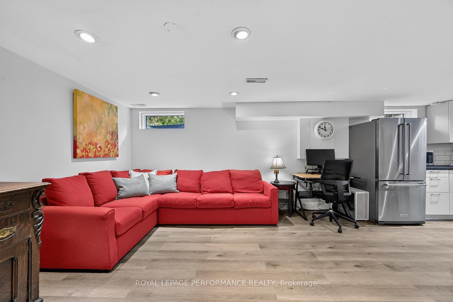 Photo 32 of 140 Begonia Avenue, Ottawa, Applewood Acres — HOMEH
