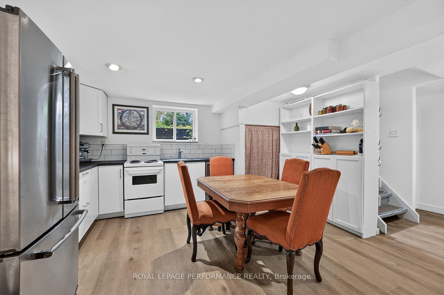 Photo 34 of 140 Begonia Avenue, Ottawa, Applewood Acres — HOMEH