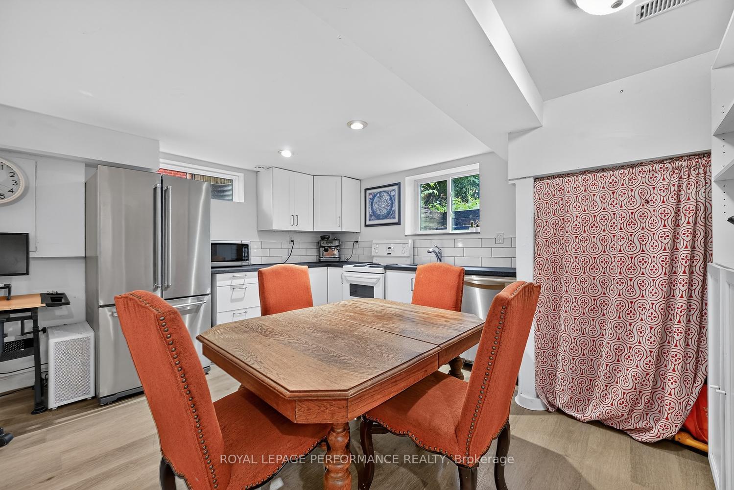 Photo 35 of 140 Begonia Avenue, Ottawa, Applewood Acres — HOMEH