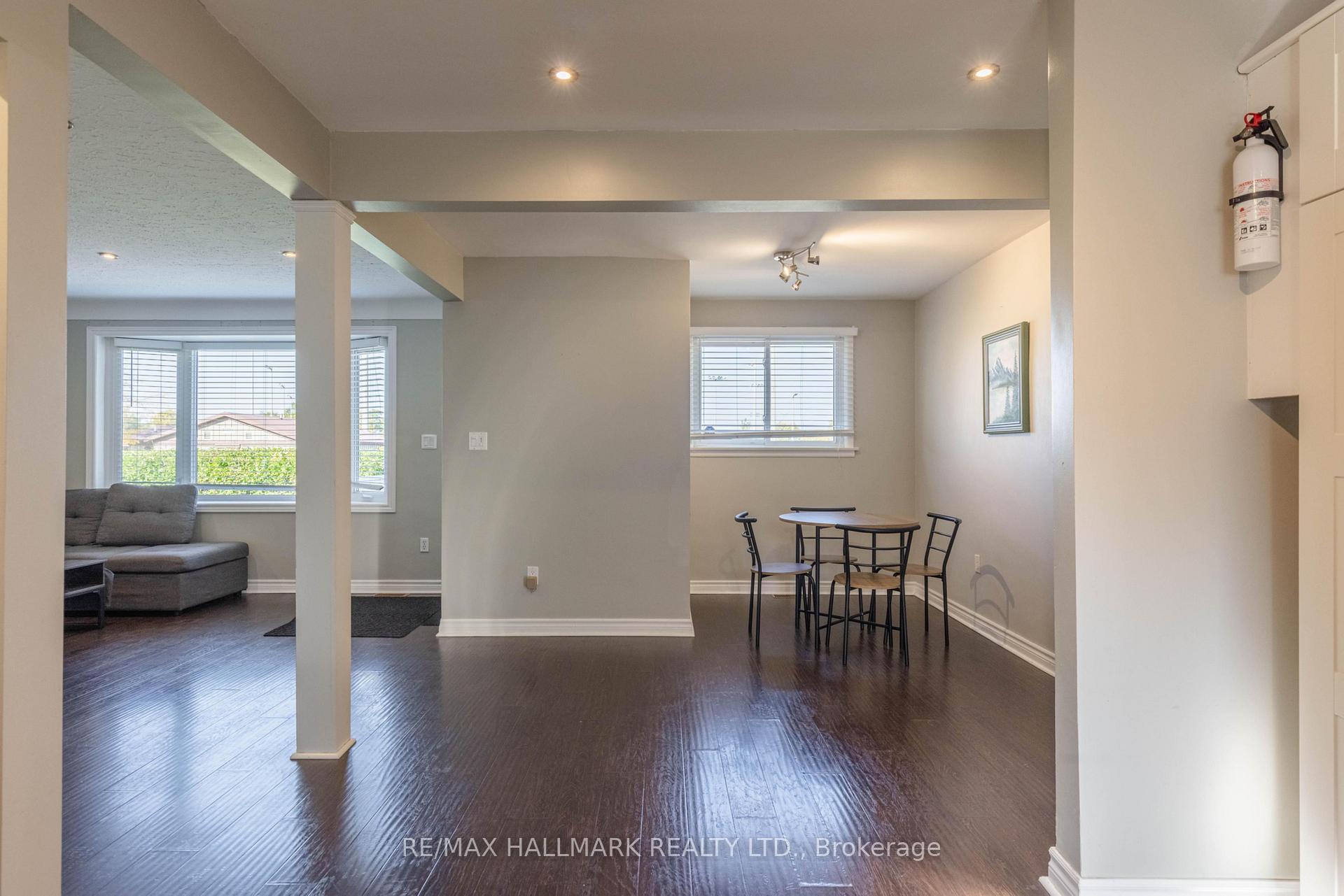 Photo 12 of 79 Powerview Avenue, St. Catharines, Western Hill — HOMEH