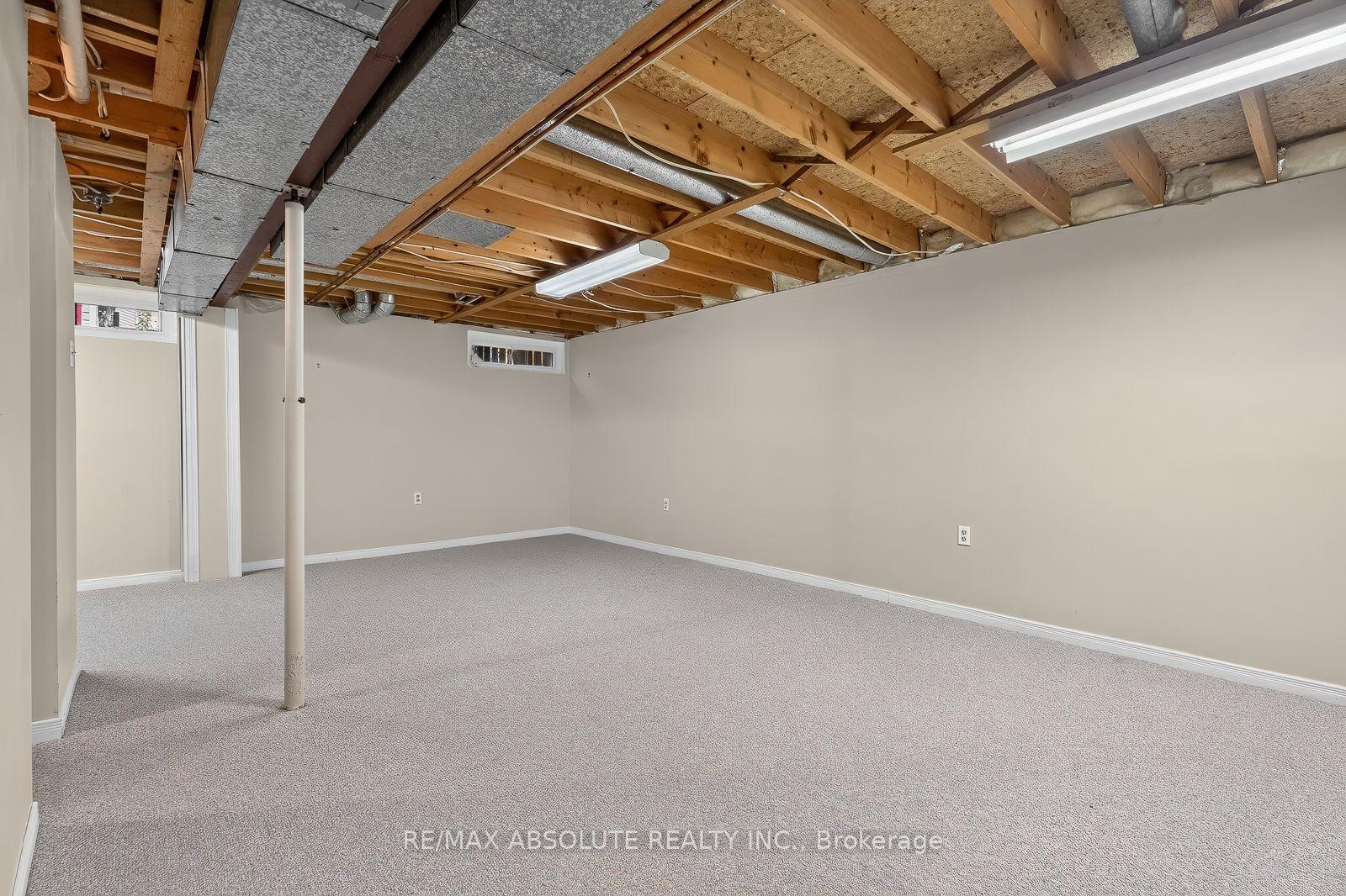 Photo 27 of 1475 Deavy Way, Ottawa, Bilberry Creek/Queenswood Heights — HOMEH