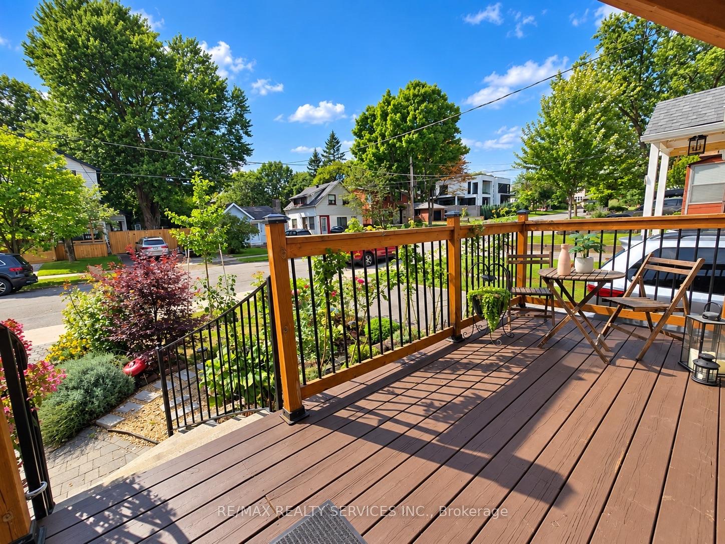 Photo 4 of 21 McIntosh Avenue, Etobicoke, Stonegate-Queensway — HOMEH