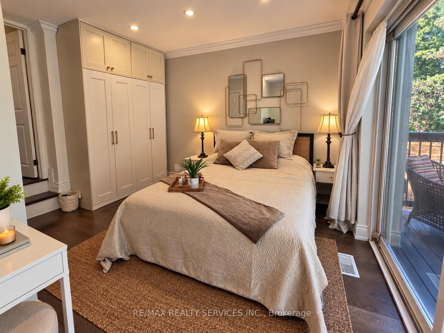 Photo 12 of 21 McIntosh Avenue, Etobicoke, Stonegate-Queensway — HOMEH