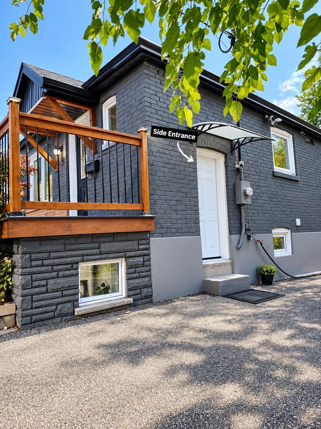 Photo 26 of 21 McIntosh Avenue, Etobicoke, Stonegate-Queensway — HOMEH