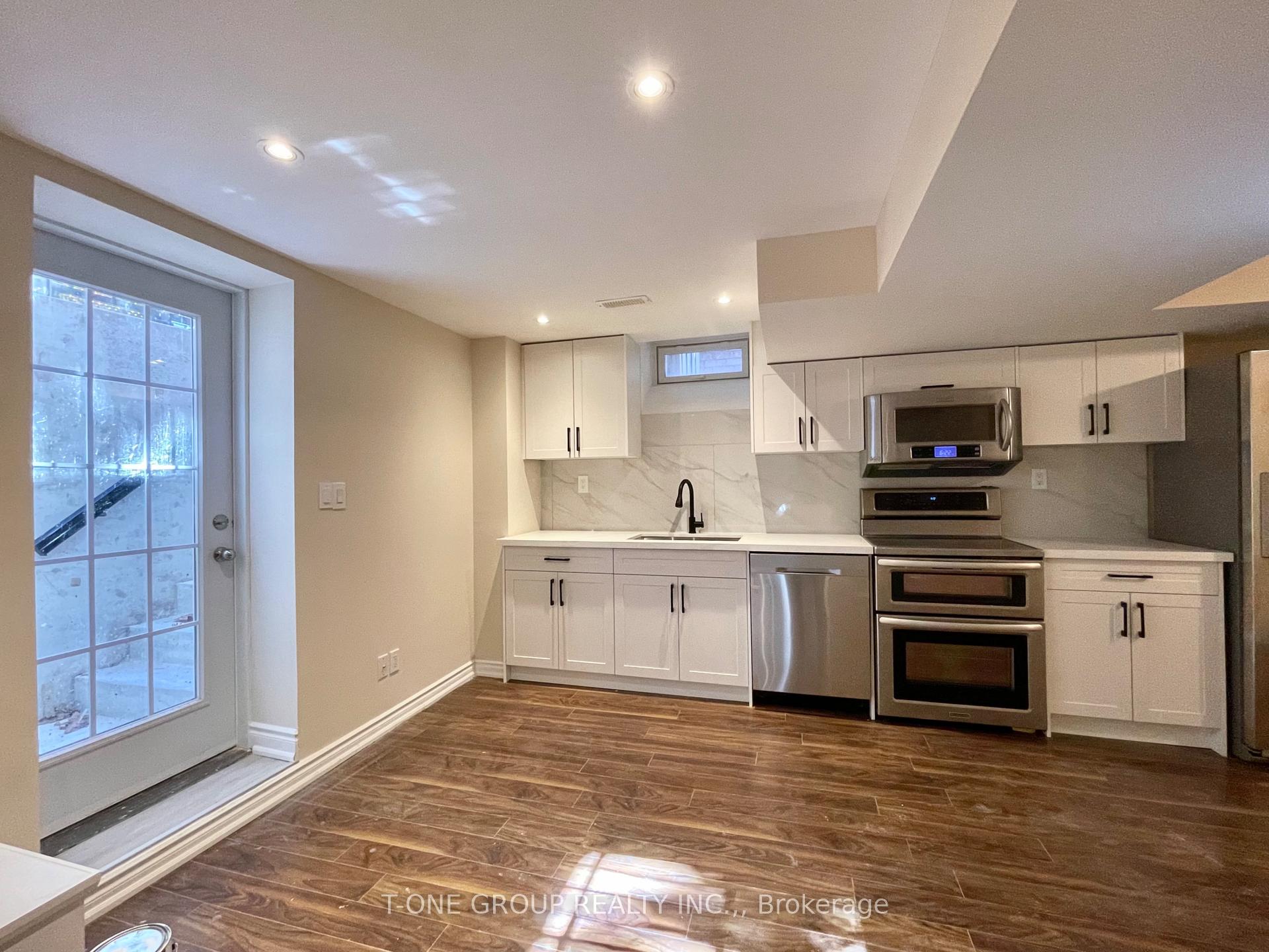 Photo 2 of Unit Lower, 35 Valemount Way, Aurora, Bayview Wellington — HOMEH
